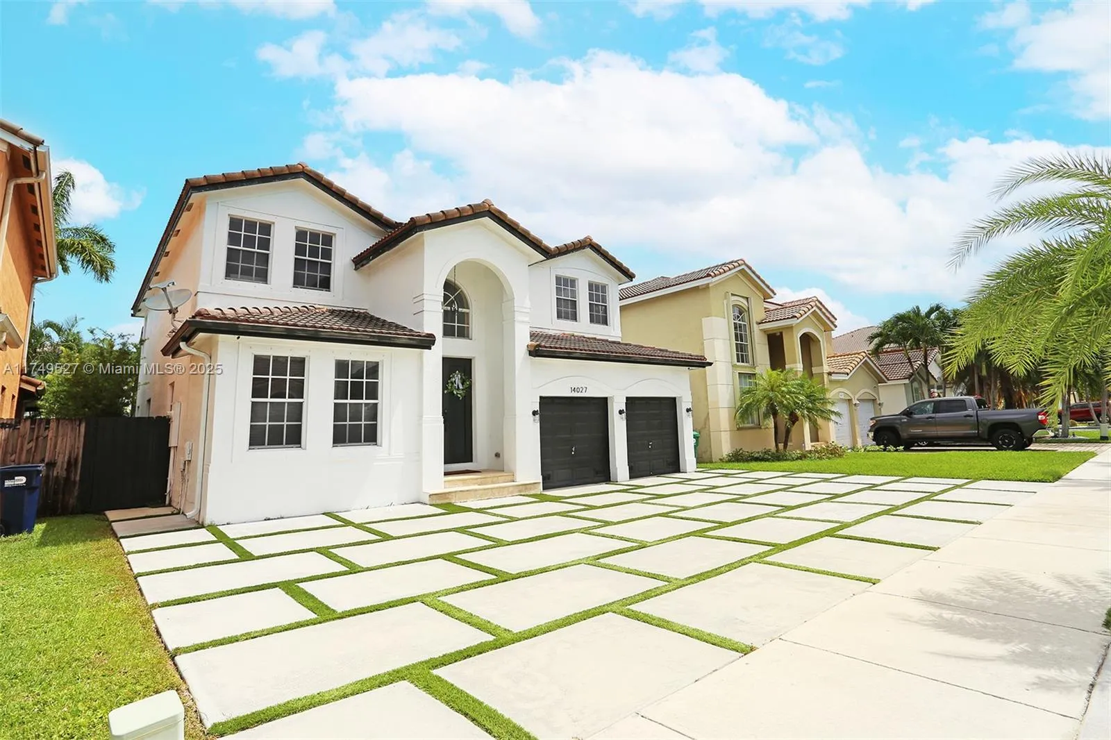 4 bedroom 3 bath for sale at 14027 SW 155th St, Miami FL 33177