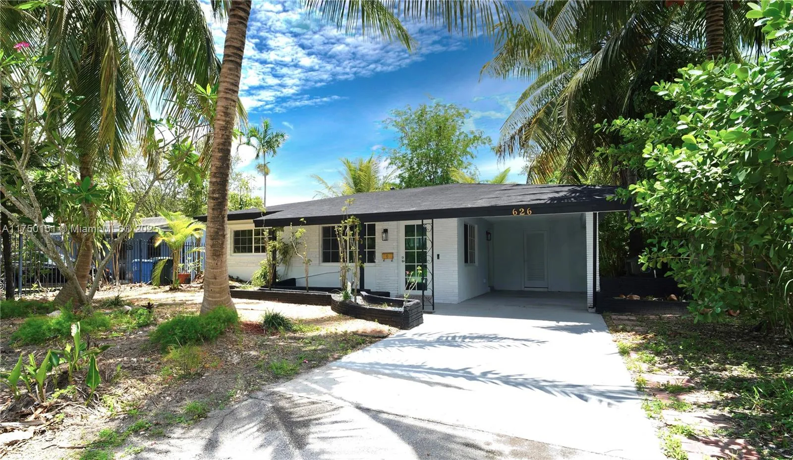 626 NW 45th St, Oakland Park FL 33309