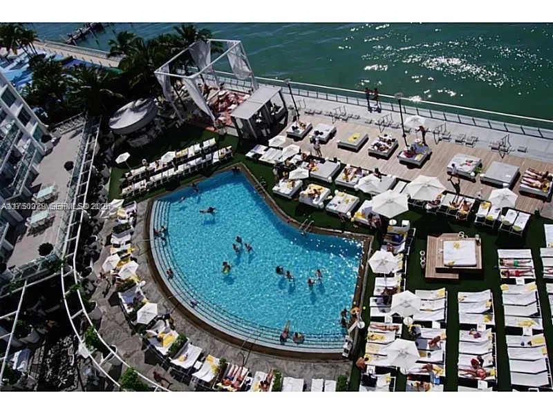 1100 West Ave # 916, Miami Beach FL 33139