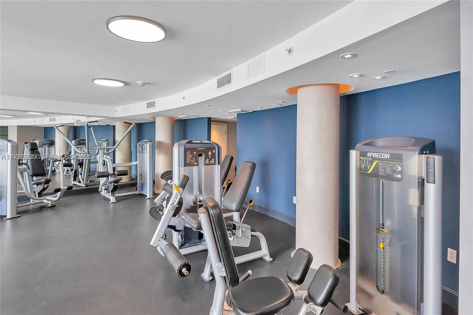 1100 West Ave # 916, Miami Beach FL 33139