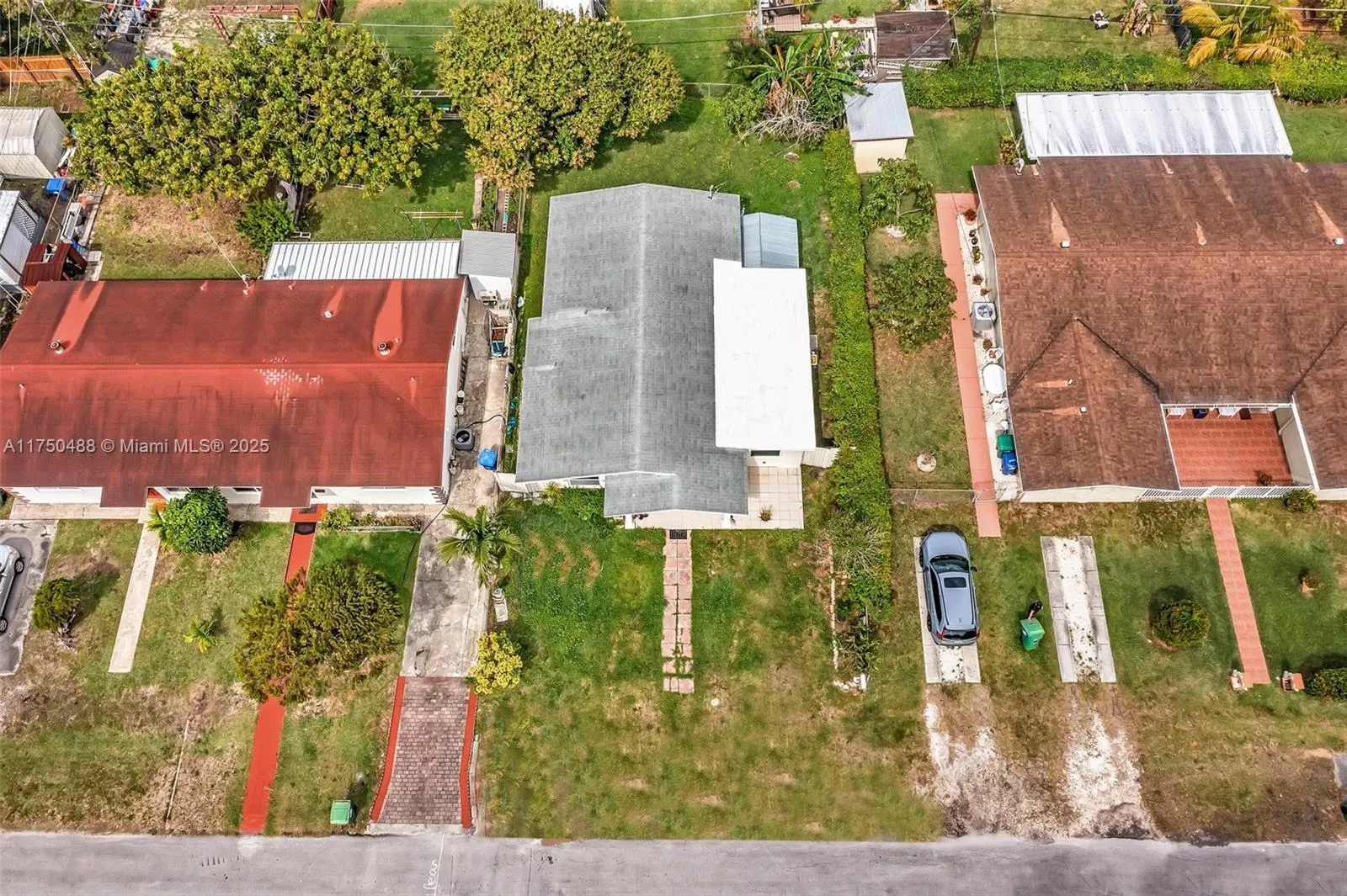 2631 NE 214th St, Miami FL 33180