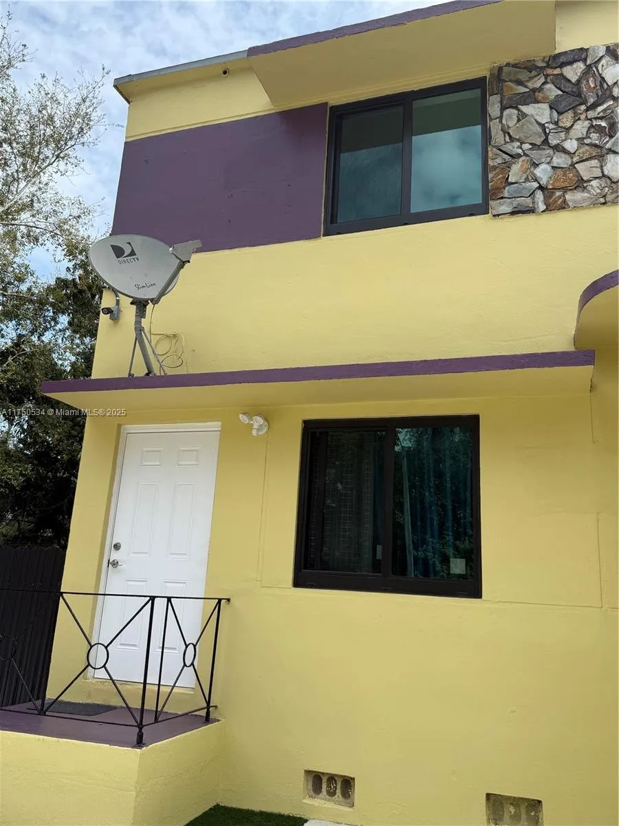 5501 NW Miami Ct, Miami FL 33127