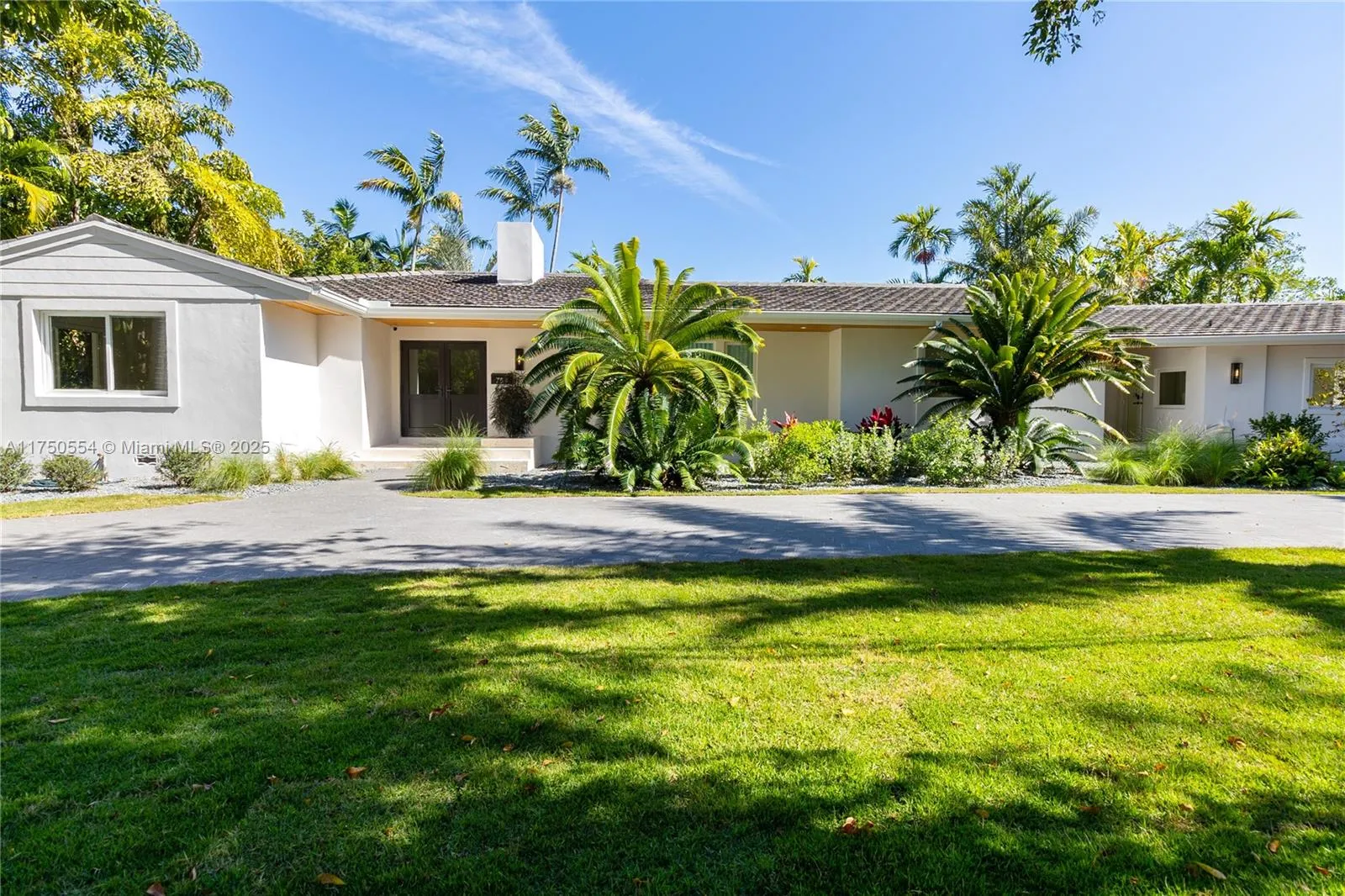 4 bedroom 4 bath for sale at 754 Jeronimo Dr, Coral Gables FL 33146