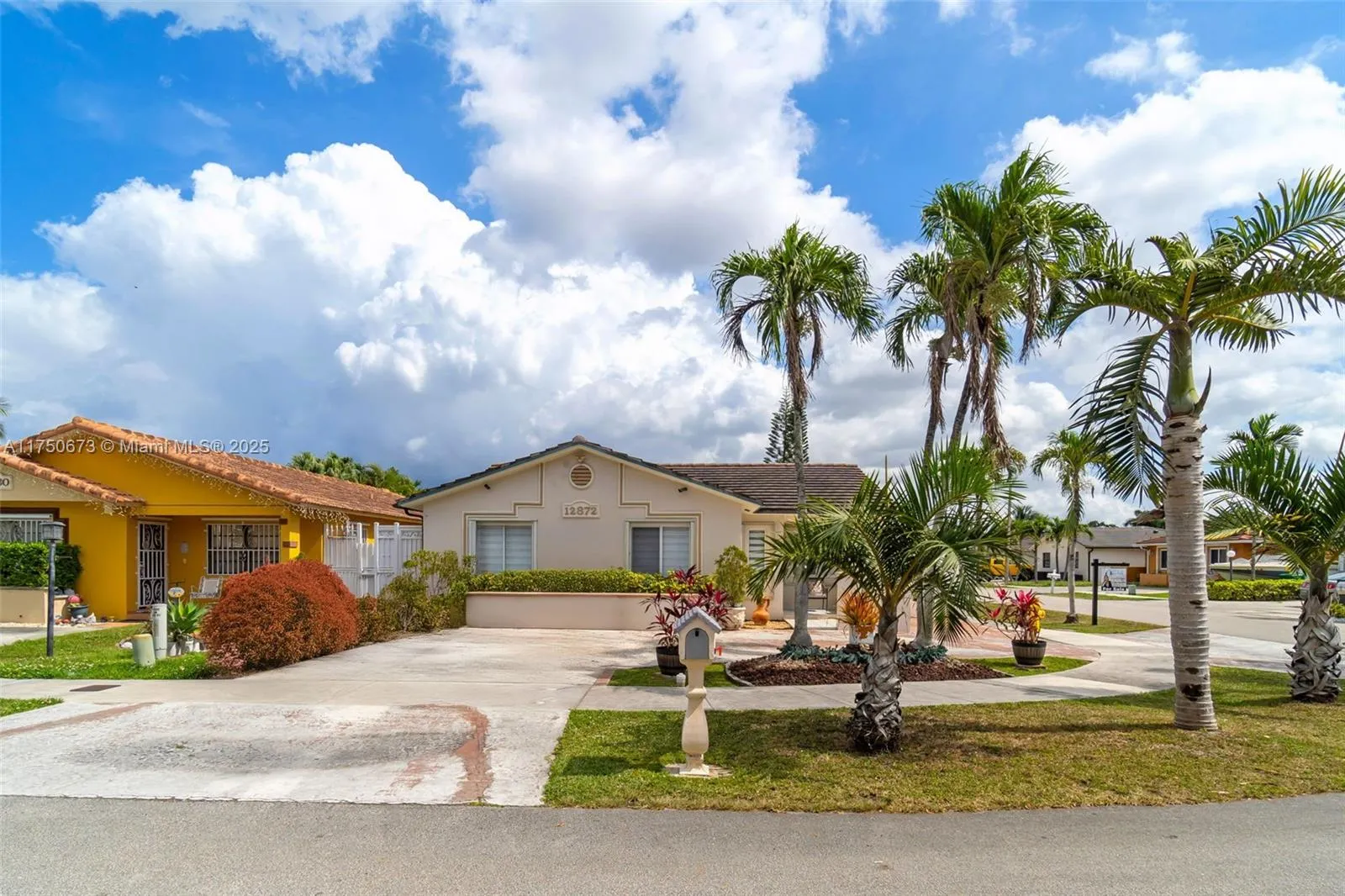 12872 NW 101st Pl, Hialeah Gardens FL 33018