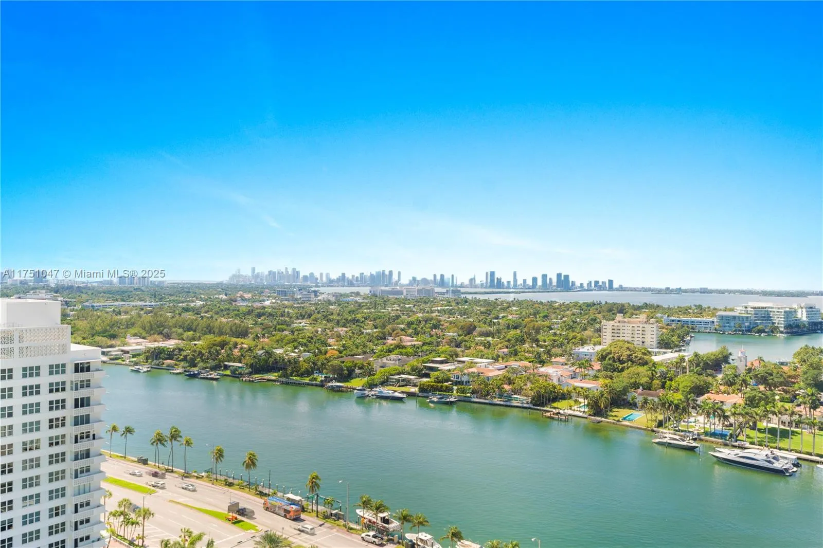 4779 Collins Ave # 2204, Miami Beach FL 33140