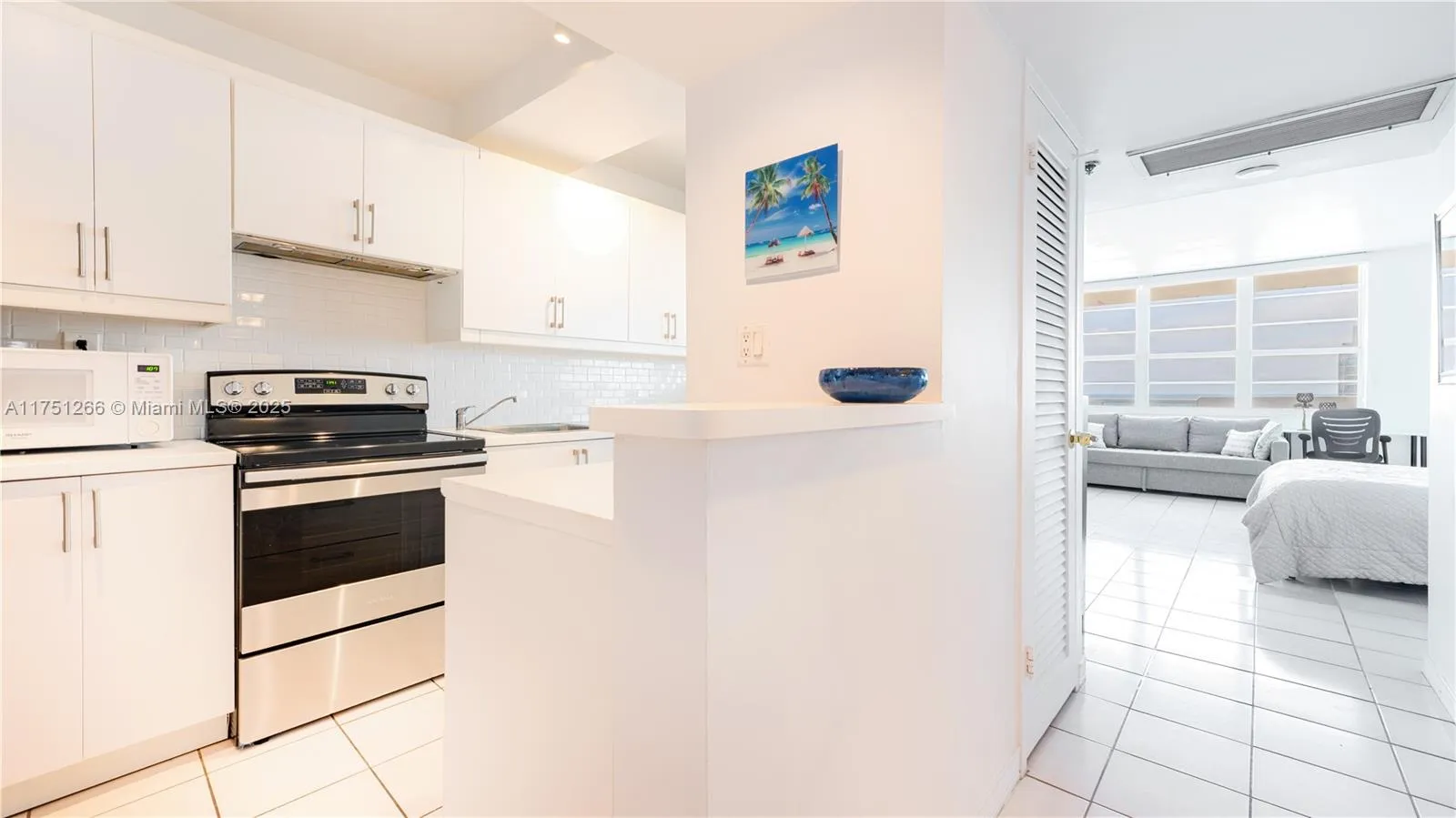 100 Lincoln Rd # 1136, Miami Beach FL 33139