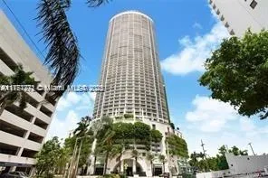 1 bedroom 1 bath for sale at 1750 N Bayshore Dr # 2309, Miami FL 33132