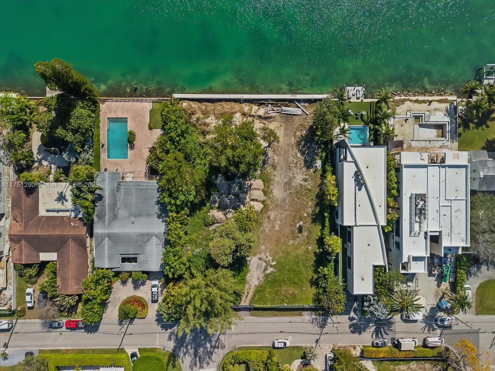 700 88th St, Surfside FL 33154