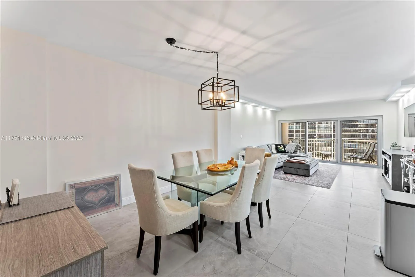 1985 S Ocean Dr, Hallandale Beach FL 33009