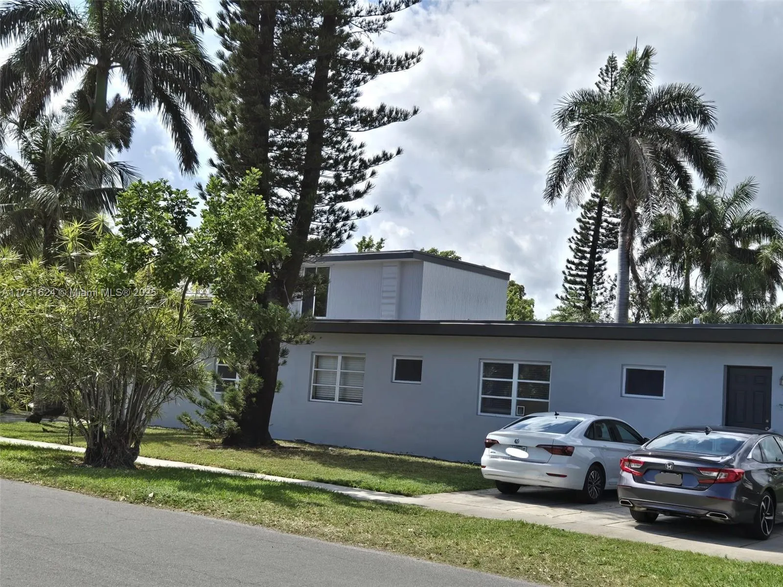 250 SE Park St # 6, Dania Beach FL 33004