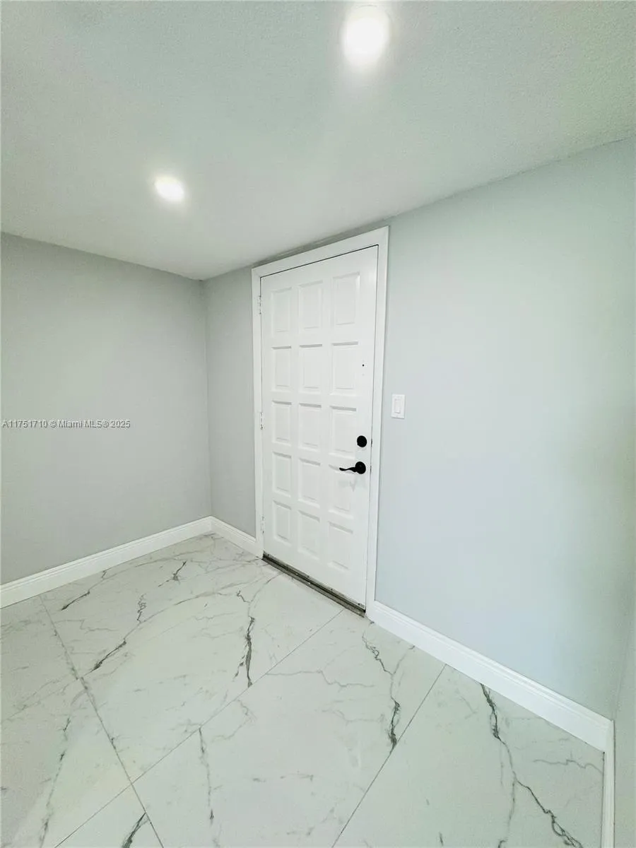 3280 Spanish Moss Ter # 410, Lauderhill FL 33319