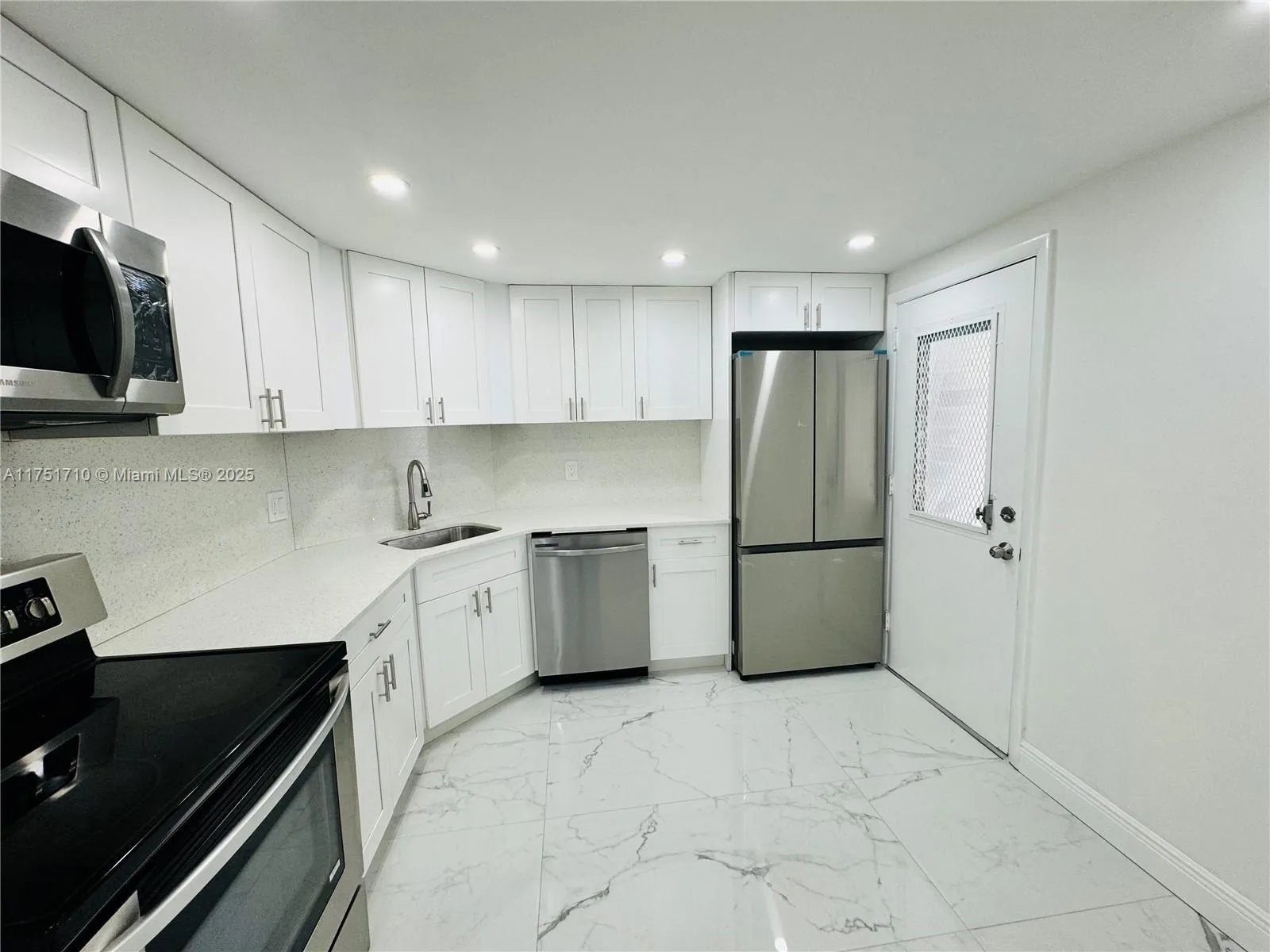 3280 Spanish Moss Ter # 410, Lauderhill FL 33319