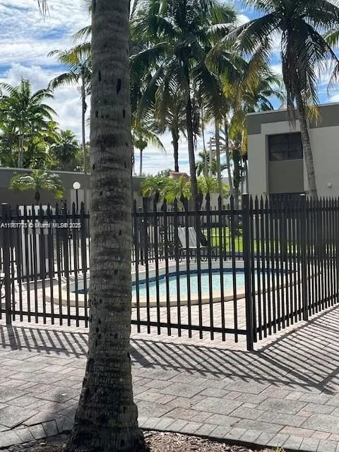 7925 SW 104th St # 202E, Miami FL 33156