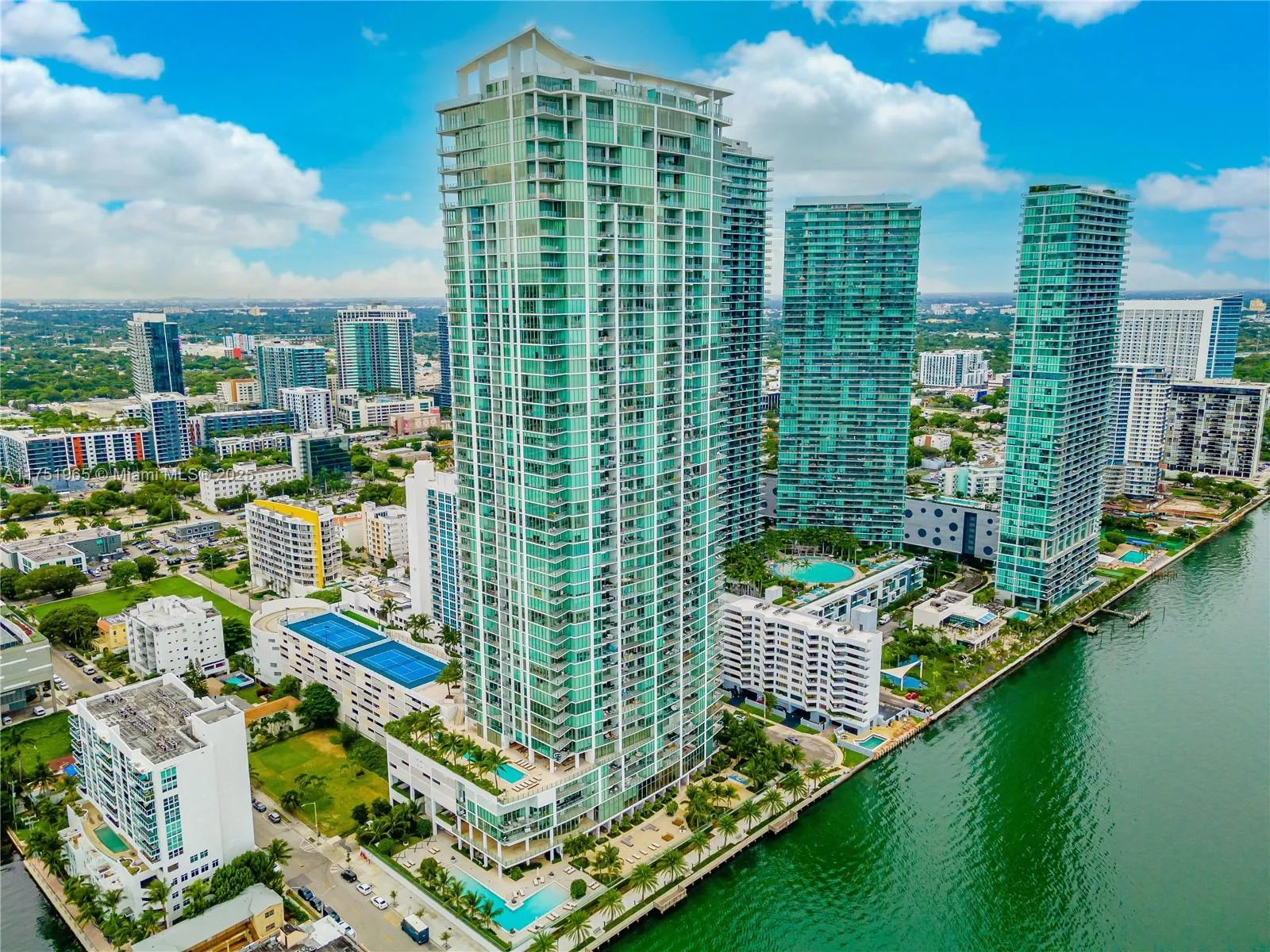 2900 NE 7th Ave # 3202, Miami FL 33137