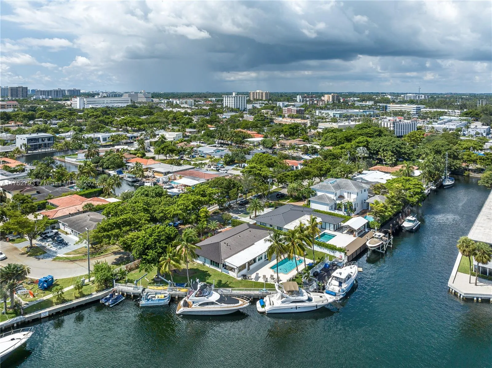 3 bedroom 3 bath for sale at 1975 Ixora Rd, North Miami FL 33181