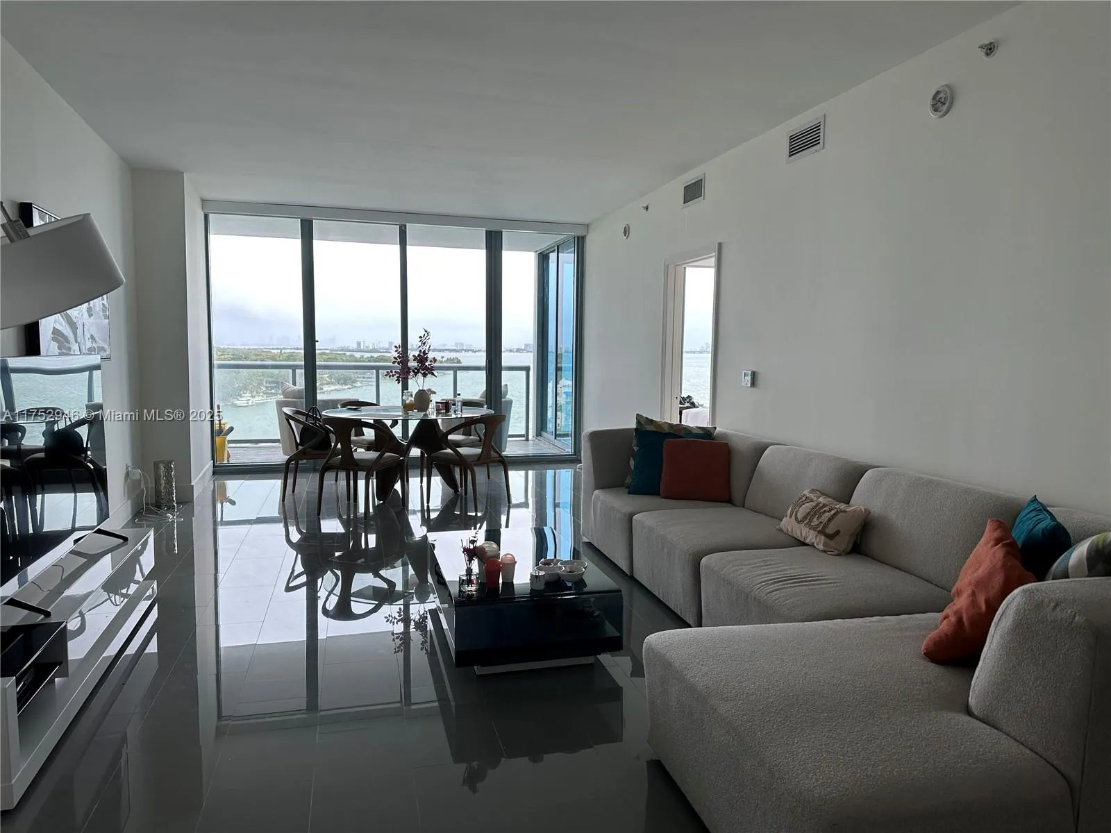 601 NE 36th St # 1009, Miami FL 33137