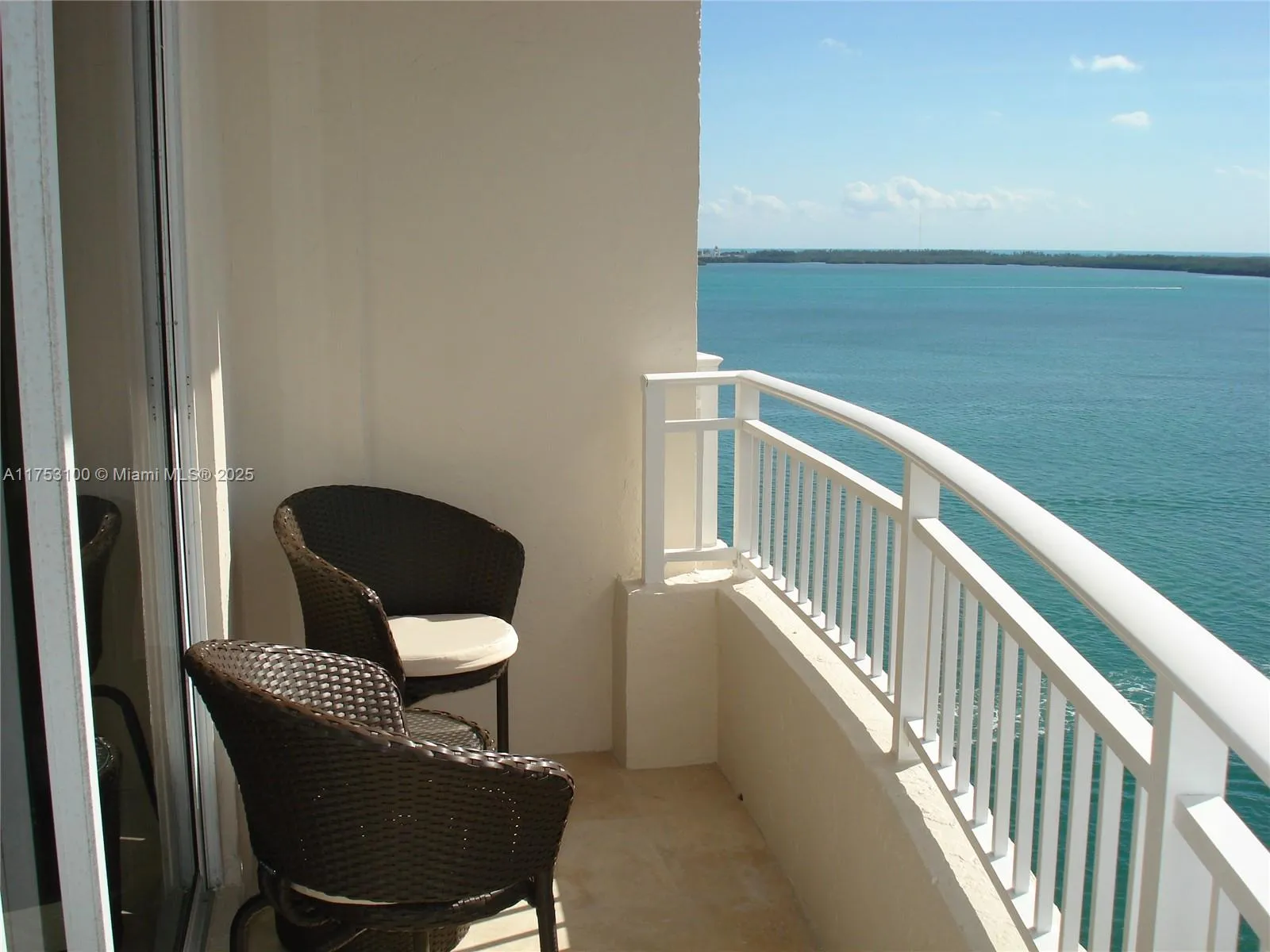 1 bedroom 1 bath for sale at 770 Claughton Island Dr # 1708, Miami FL 33131