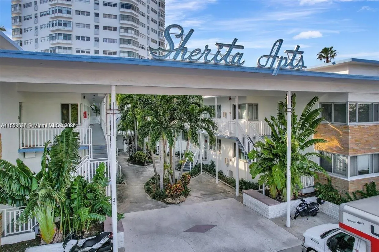 1 bedroom 1 bath for sale at 1840 James Ave # 4, Miami Beach FL 33139