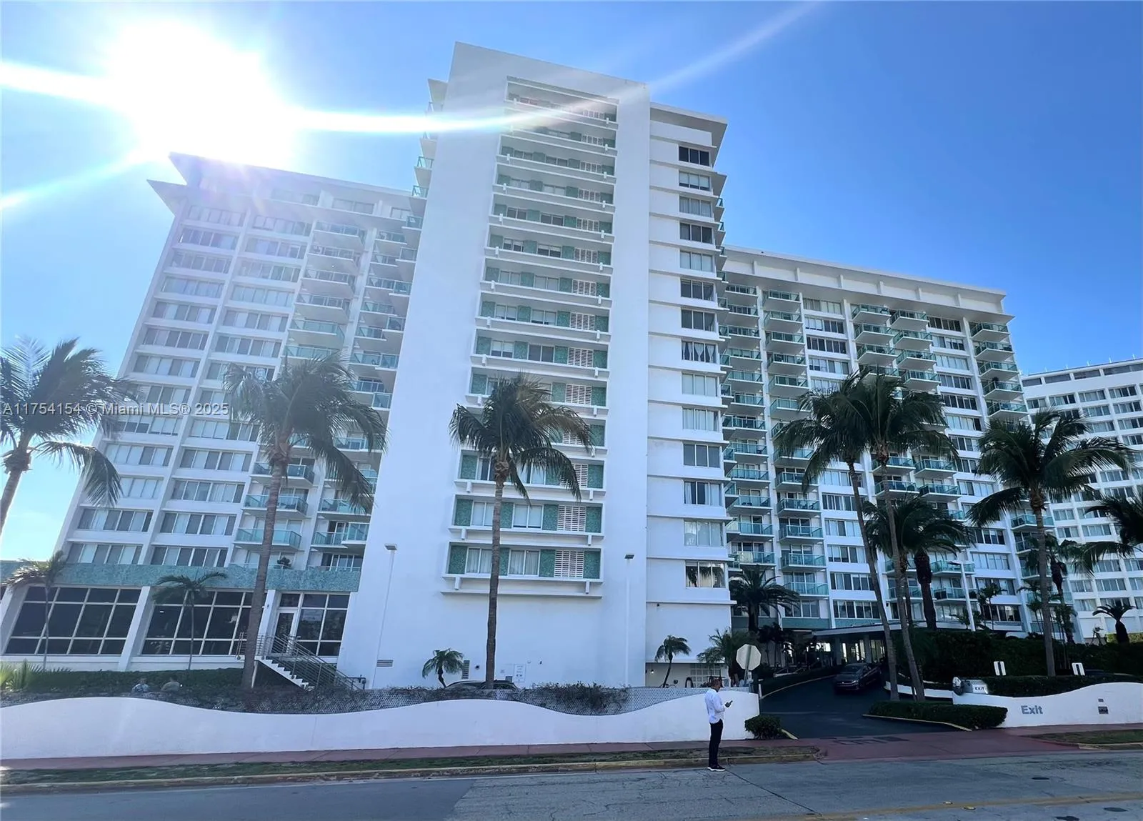 1000 West Ave # 908, Miami Beach FL 33139