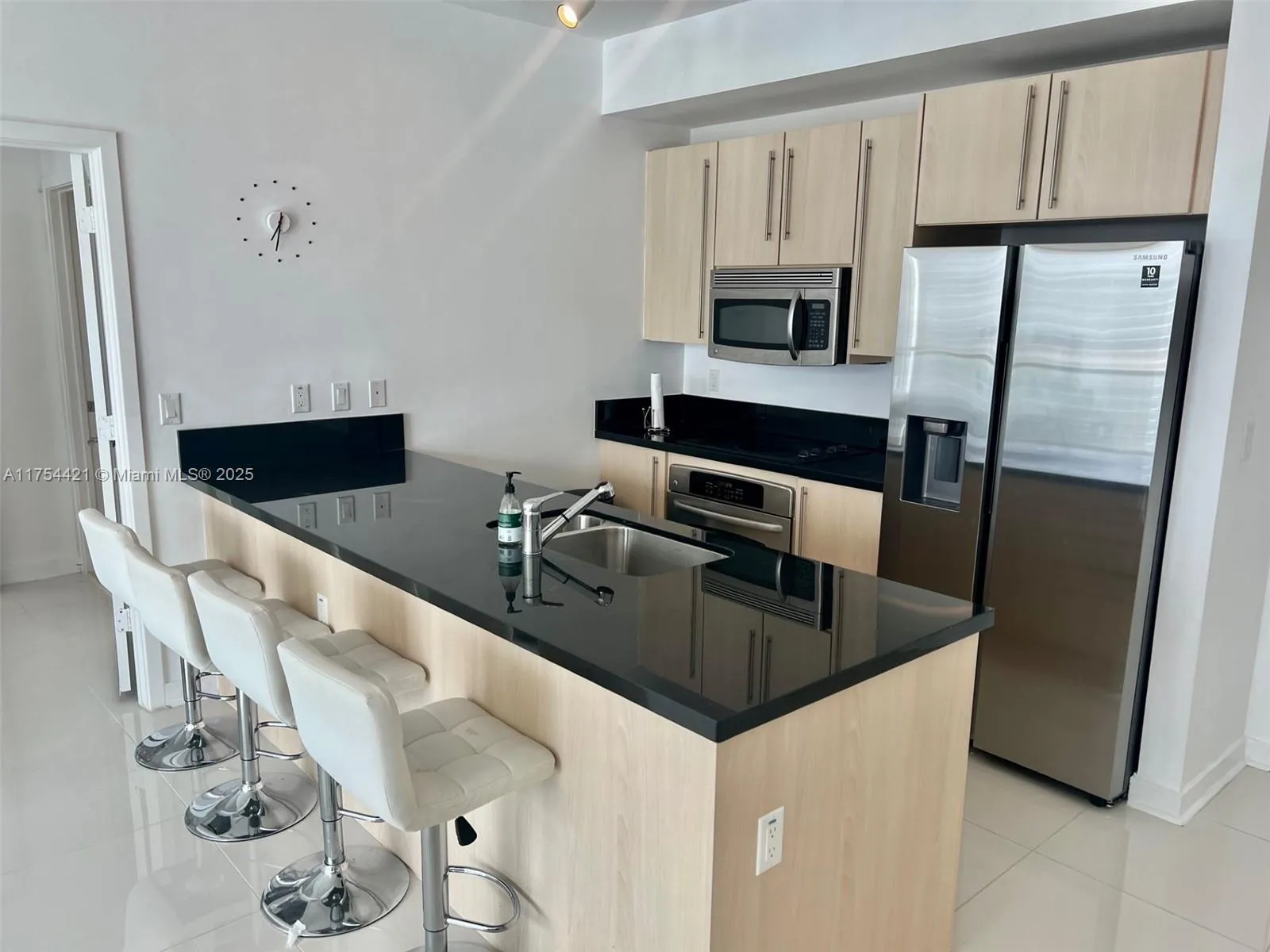 1111 SW 1st Ave # 3223, Miami FL 33130