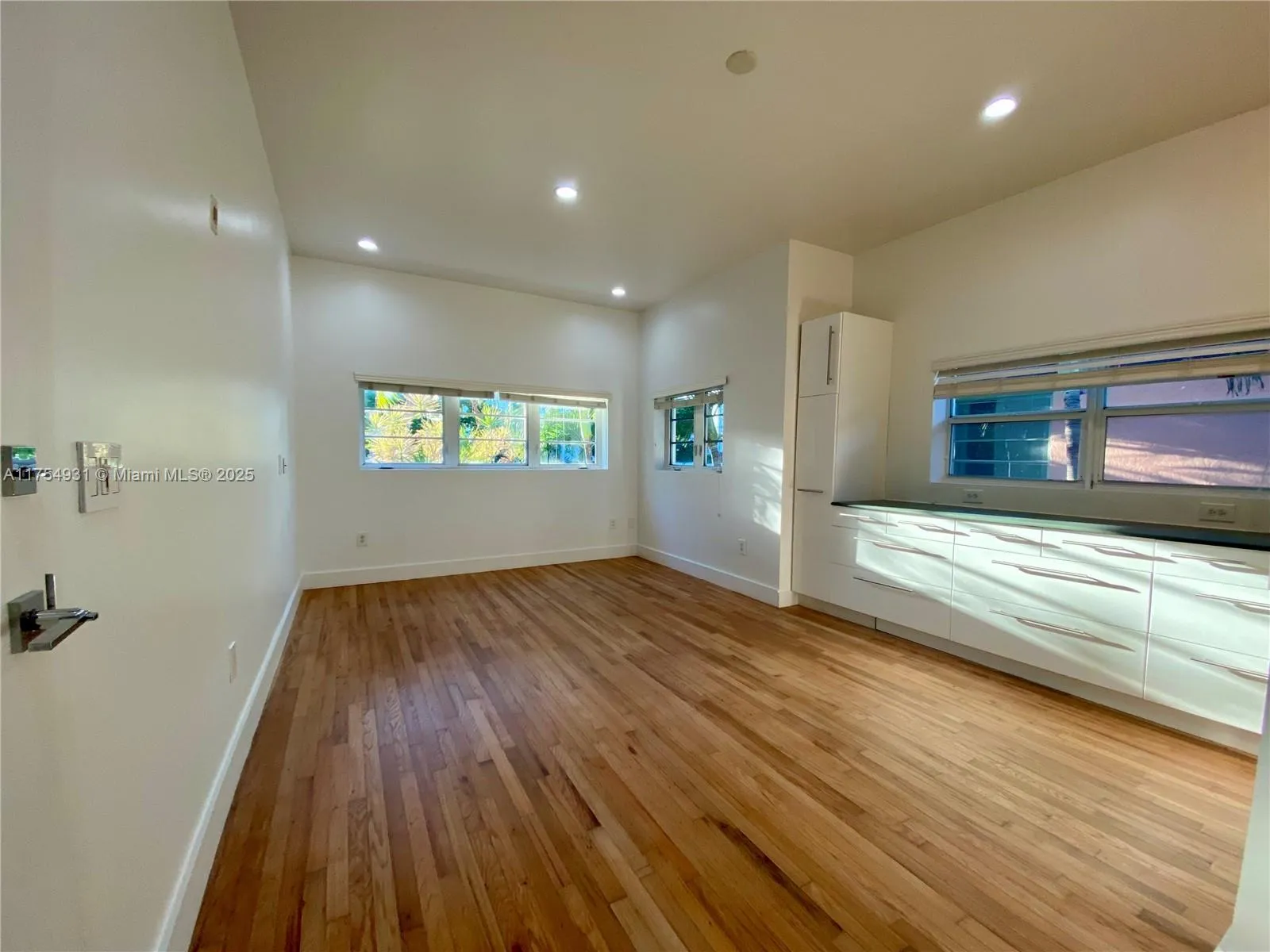 929 Michigan Ave # 5, Miami Beach FL 33139