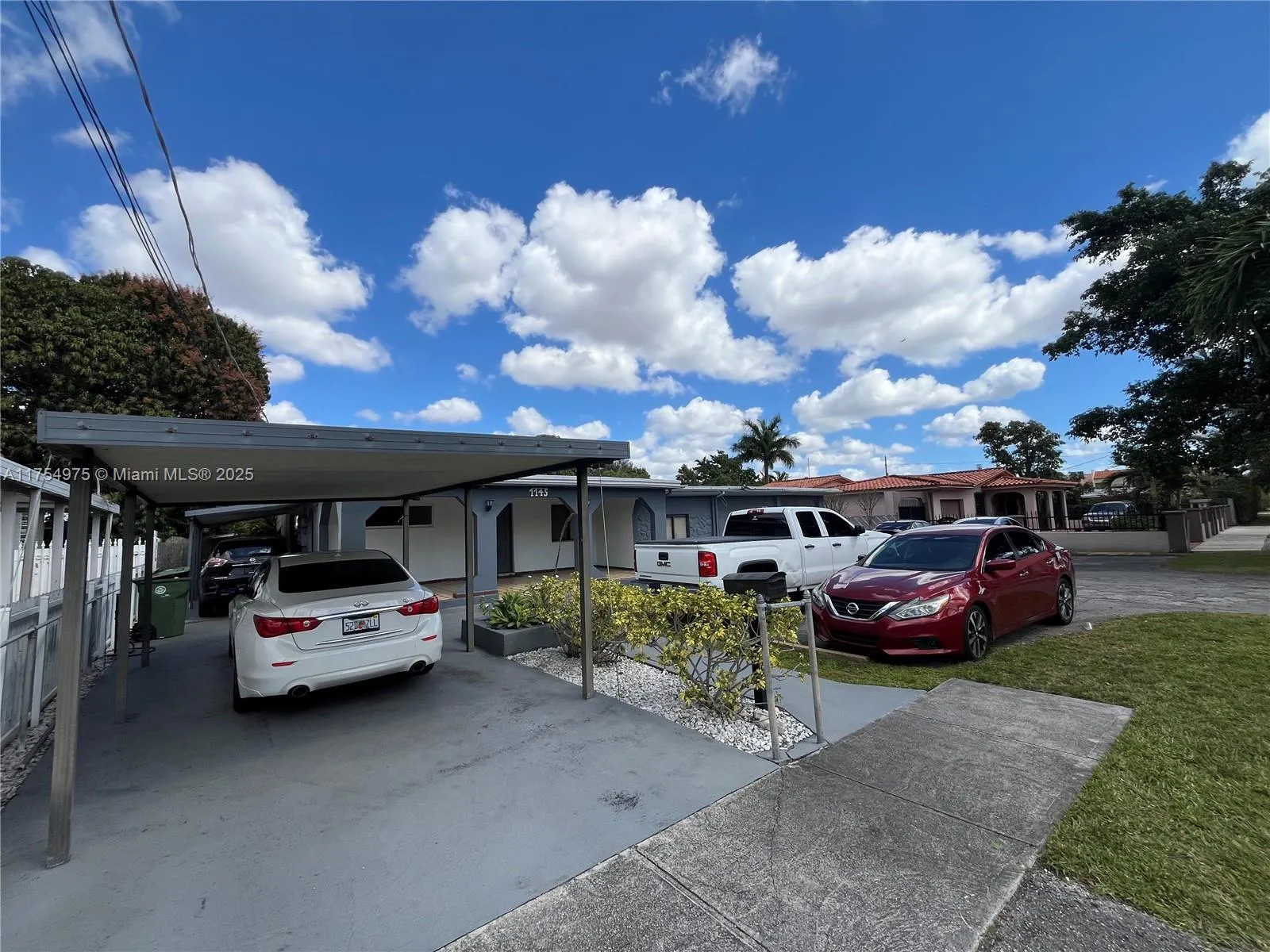 1145 W 35th St, Hialeah FL 33012