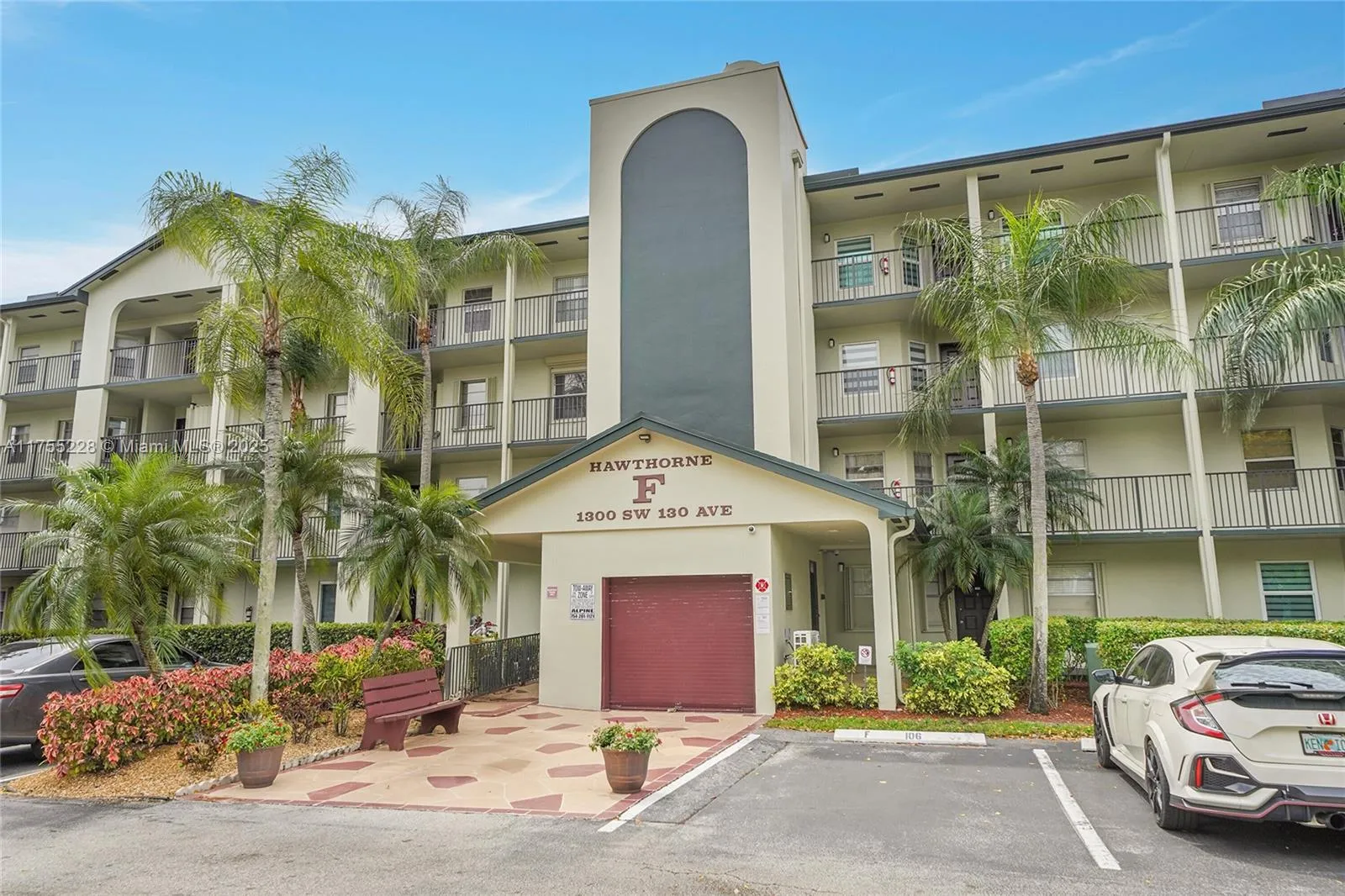 1300 SW 130th Ave # 306F, Pembroke Pines FL 33027