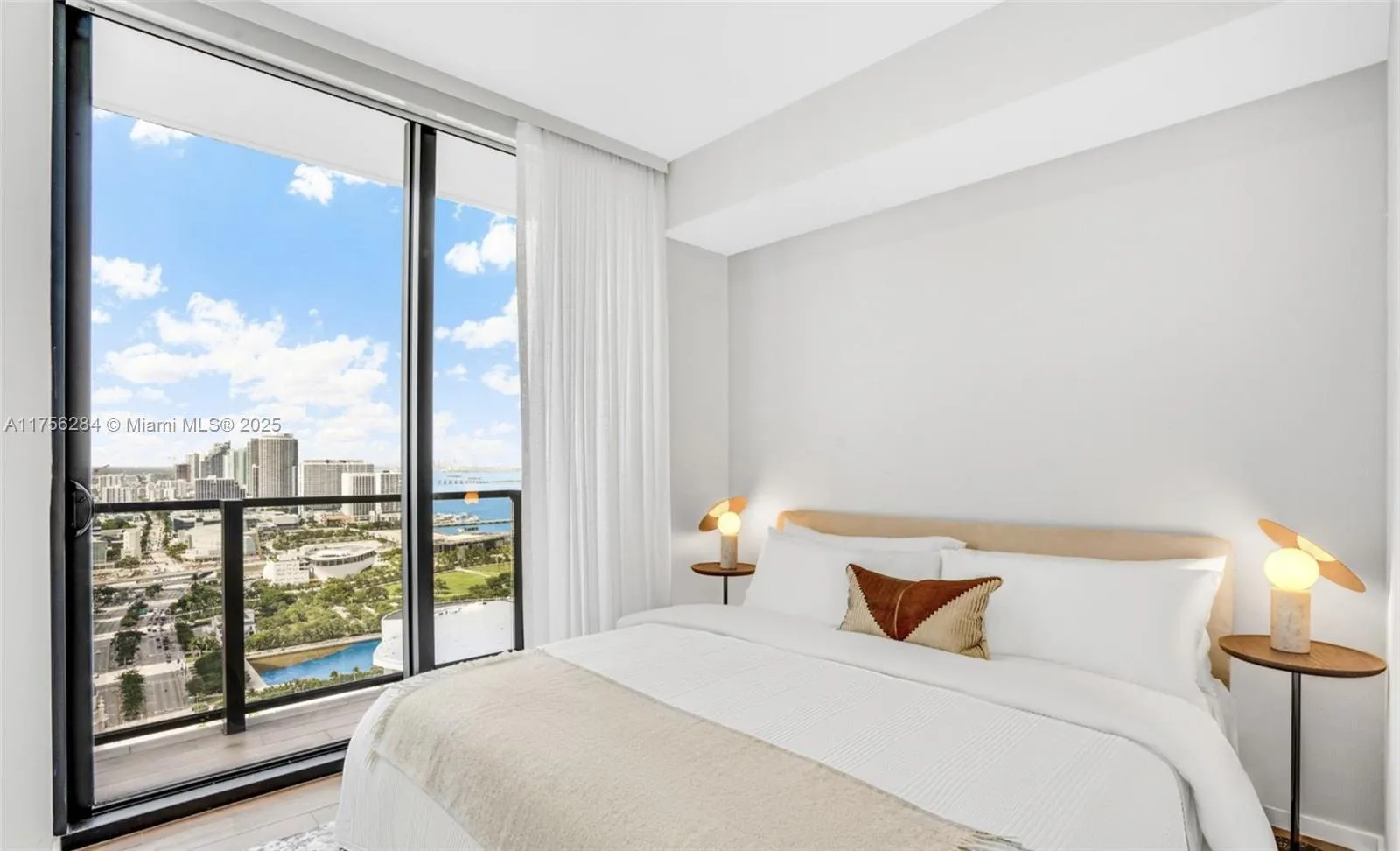 3 bedroom 3 bath for sale at 398 NE 5th St, Miami FL 33132