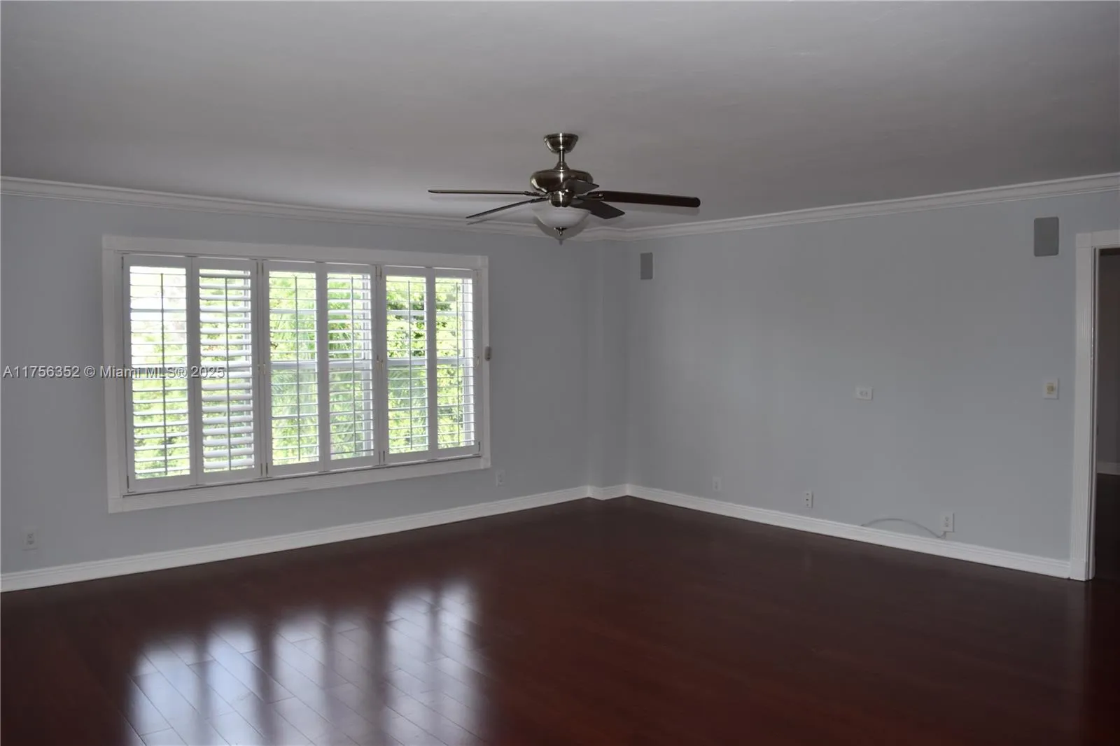 1881 Middle River Dr # 402, Fort Lauderdale FL 33305
