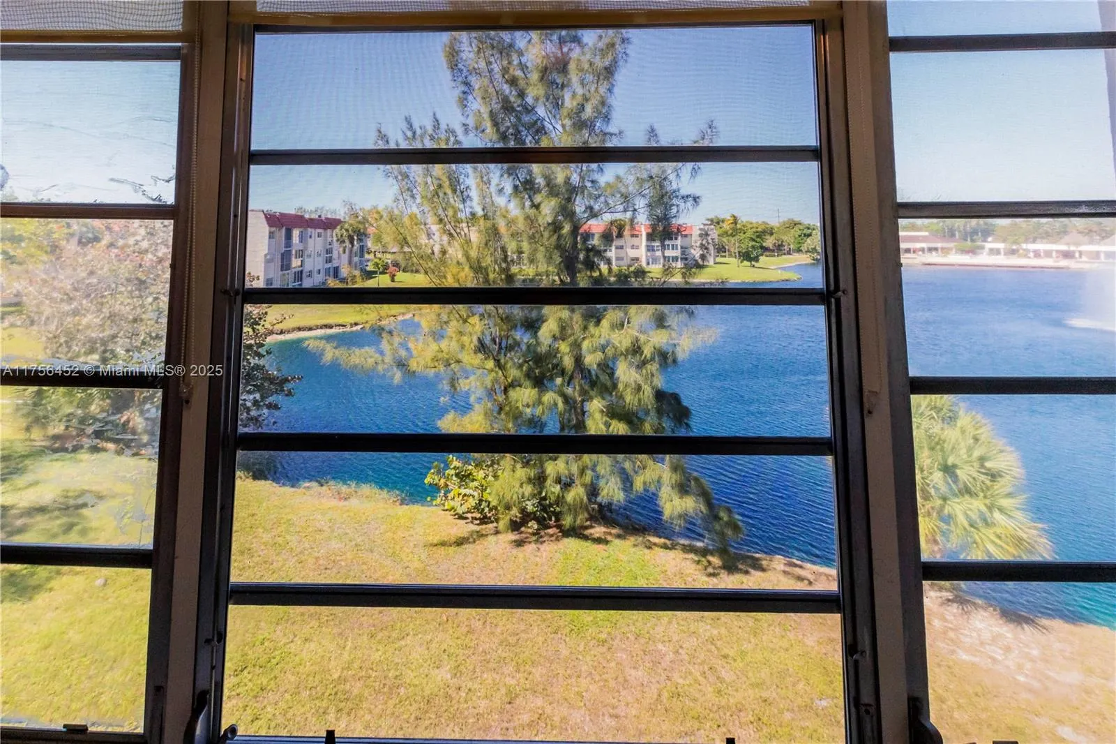 2901 E Sunrise Lakes Dr # 312, Sunrise FL 33322