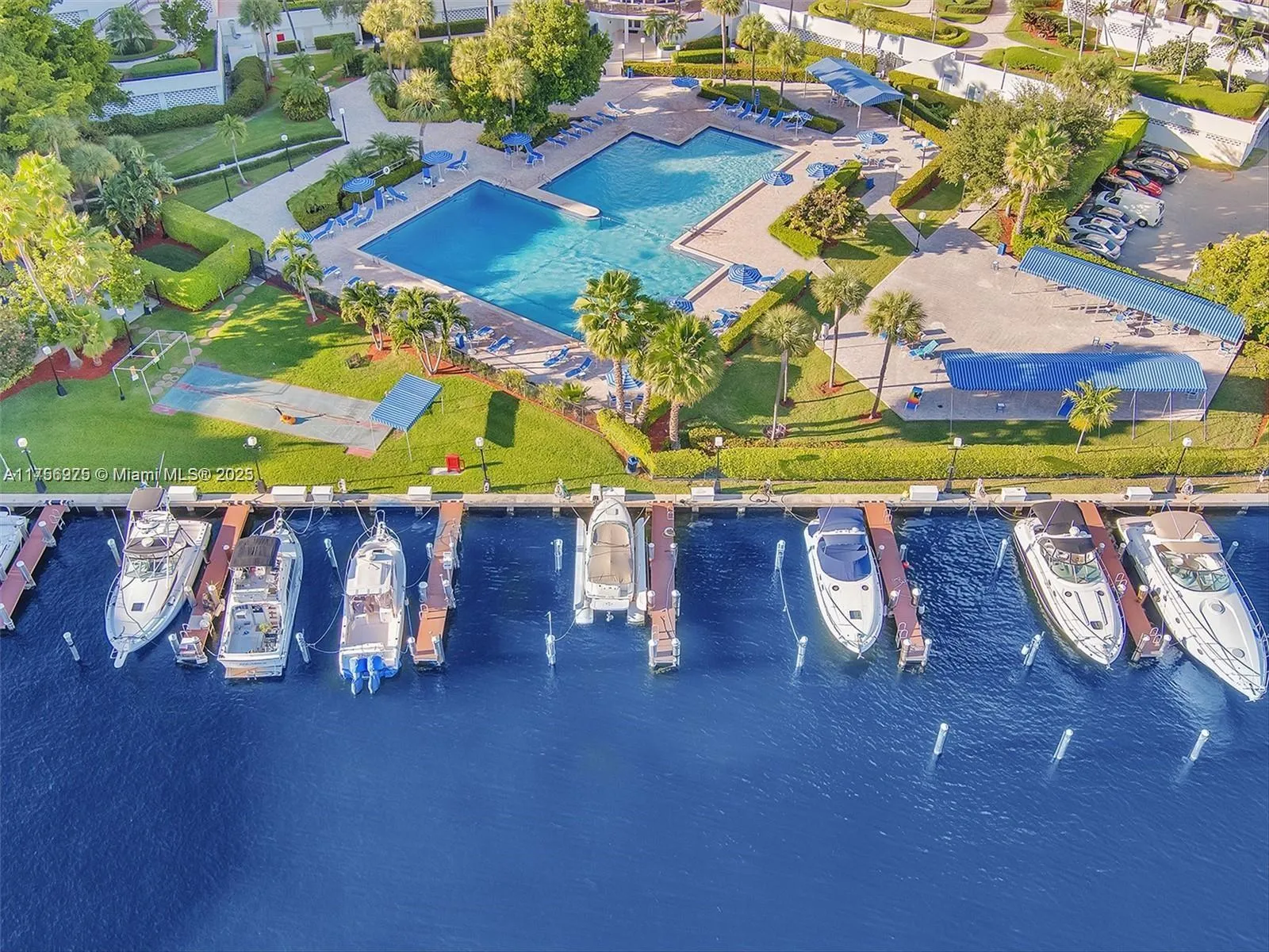 3 bedroom 2 bath for sale at 2500 Parkview Dr # 1915, Hallandale Beach FL 33009