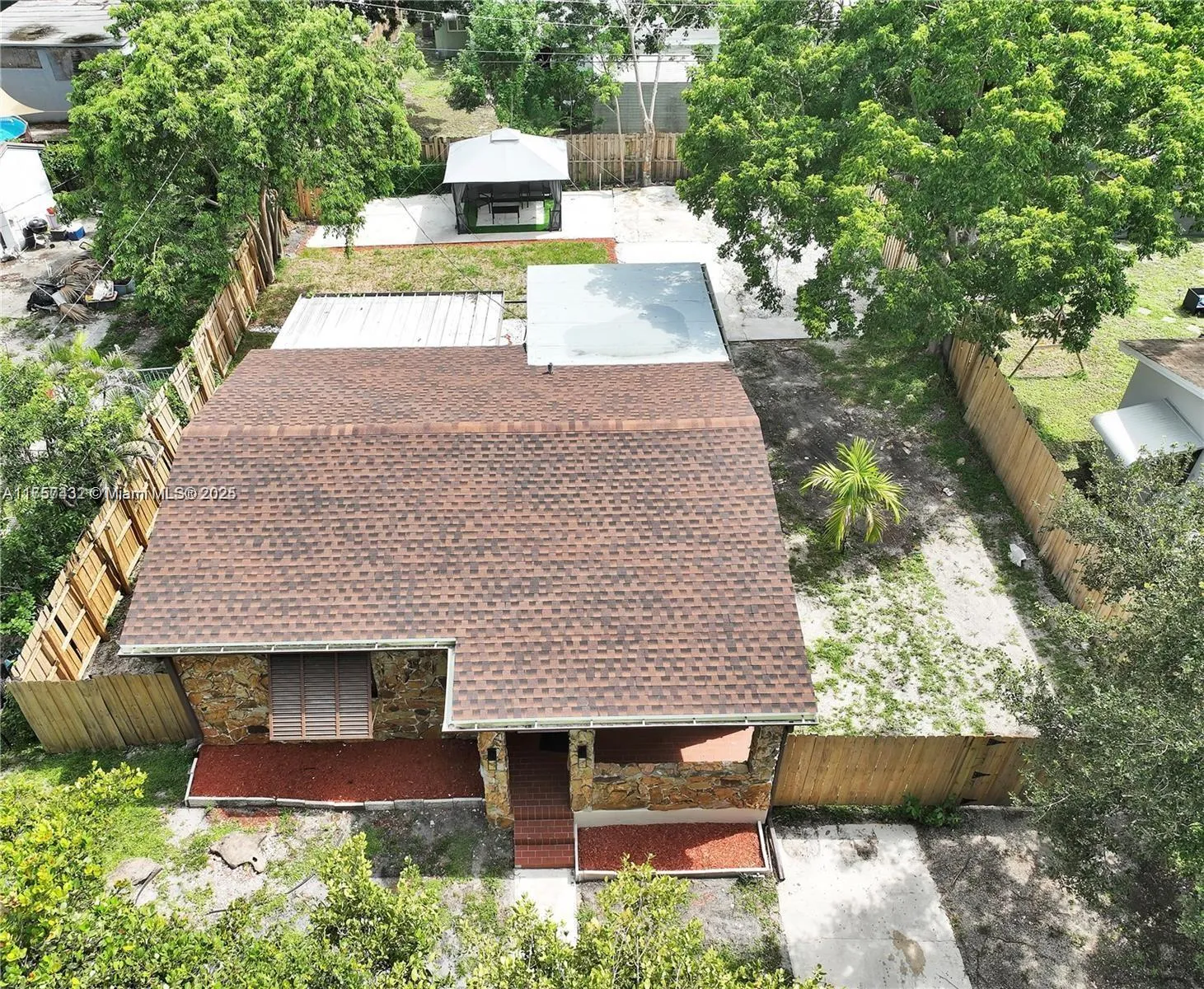 6444 Mcclellan St, Hollywood FL 33024