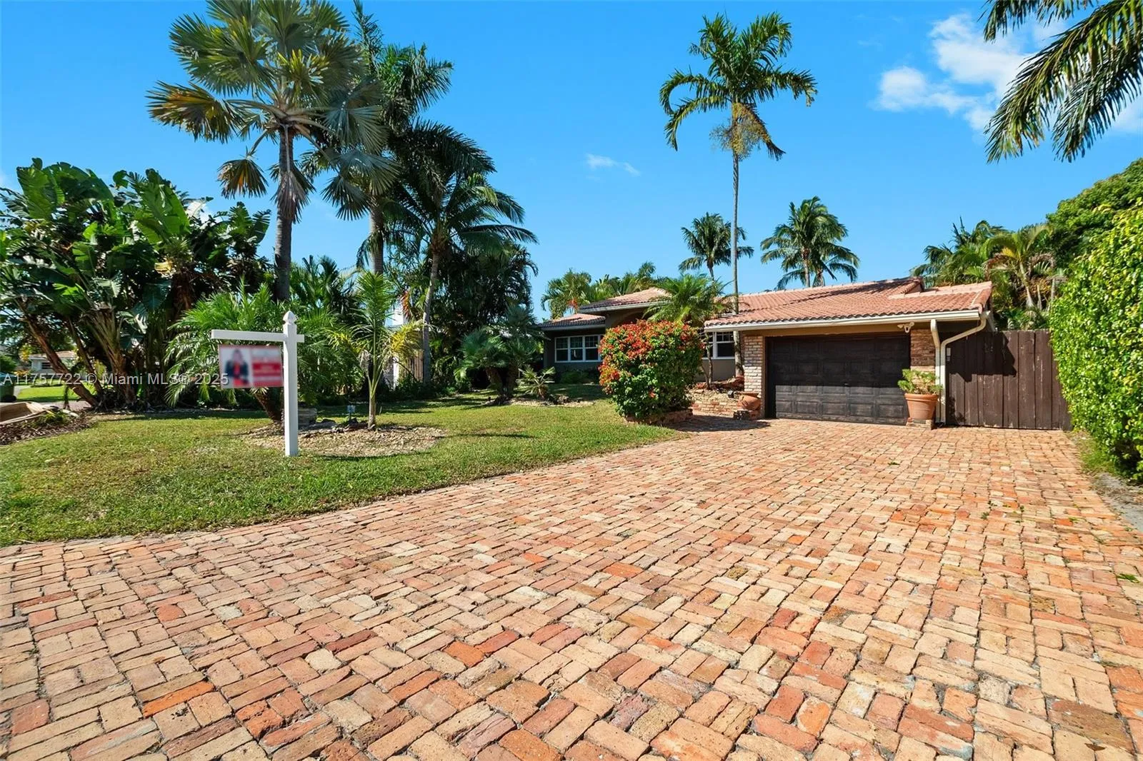 2725 NE 21st Ave, Fort Lauderdale FL 33306