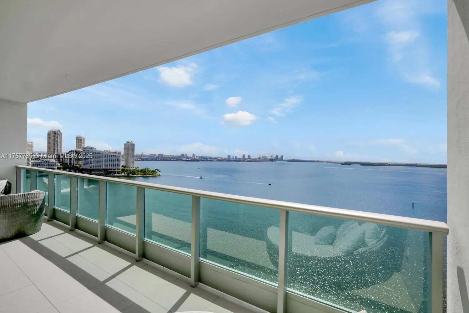 3 bedroom 3 bath for sale at 1331 Brickell Bay Dr # 1905, Miami FL 33131