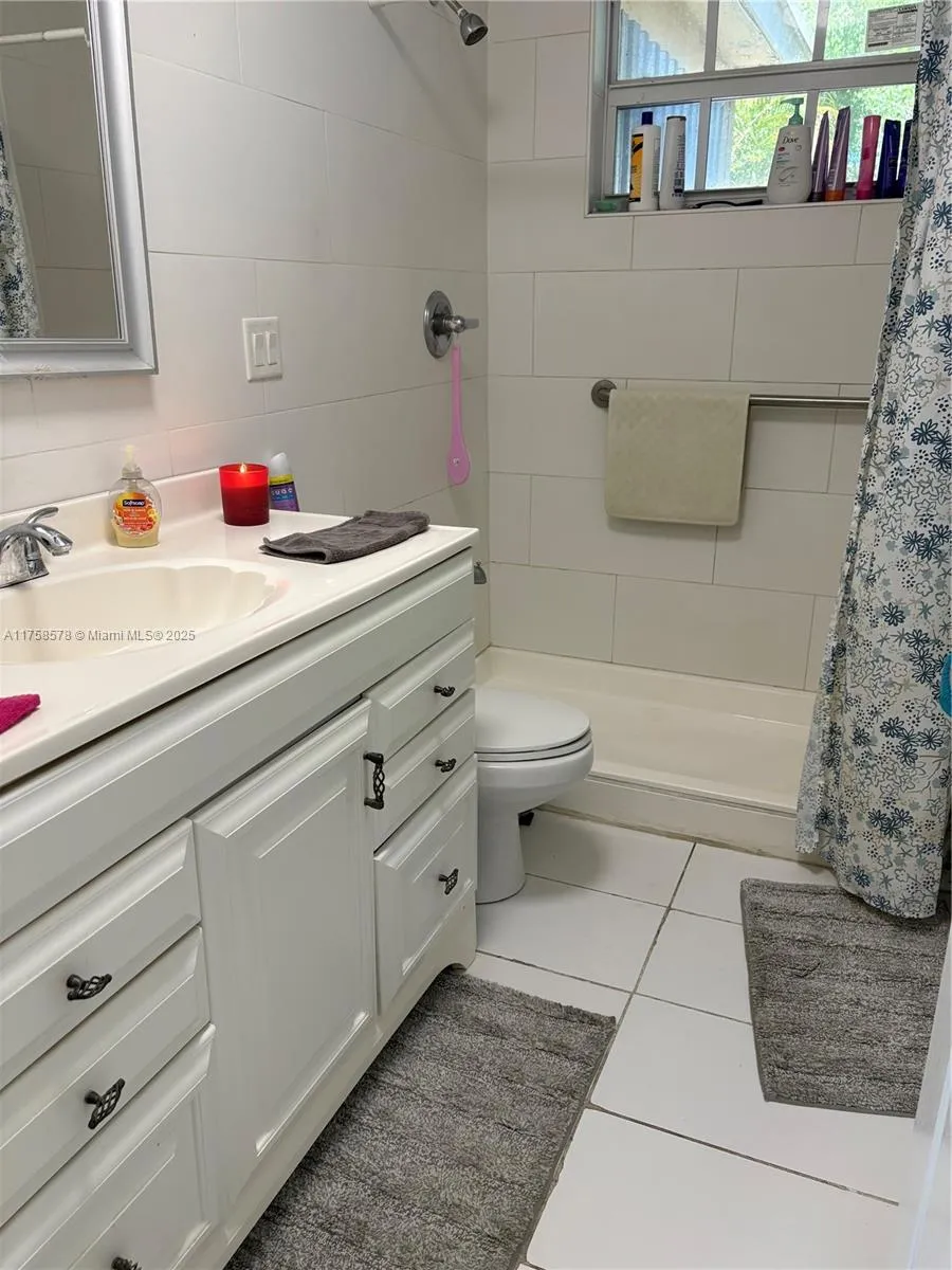 3017 Bahama Dr, Miramar FL 33023