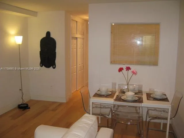 1035 Meridian Ave # 5, Miami Beach FL 33139