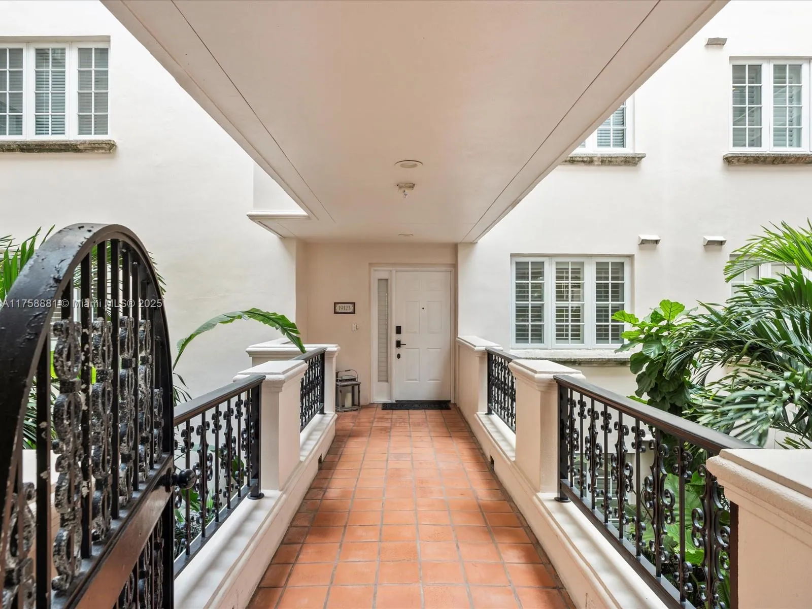 3 bedroom 2 bath for sale at 19123 Fisher Island Dr # 19123, Miami Beach FL 33109