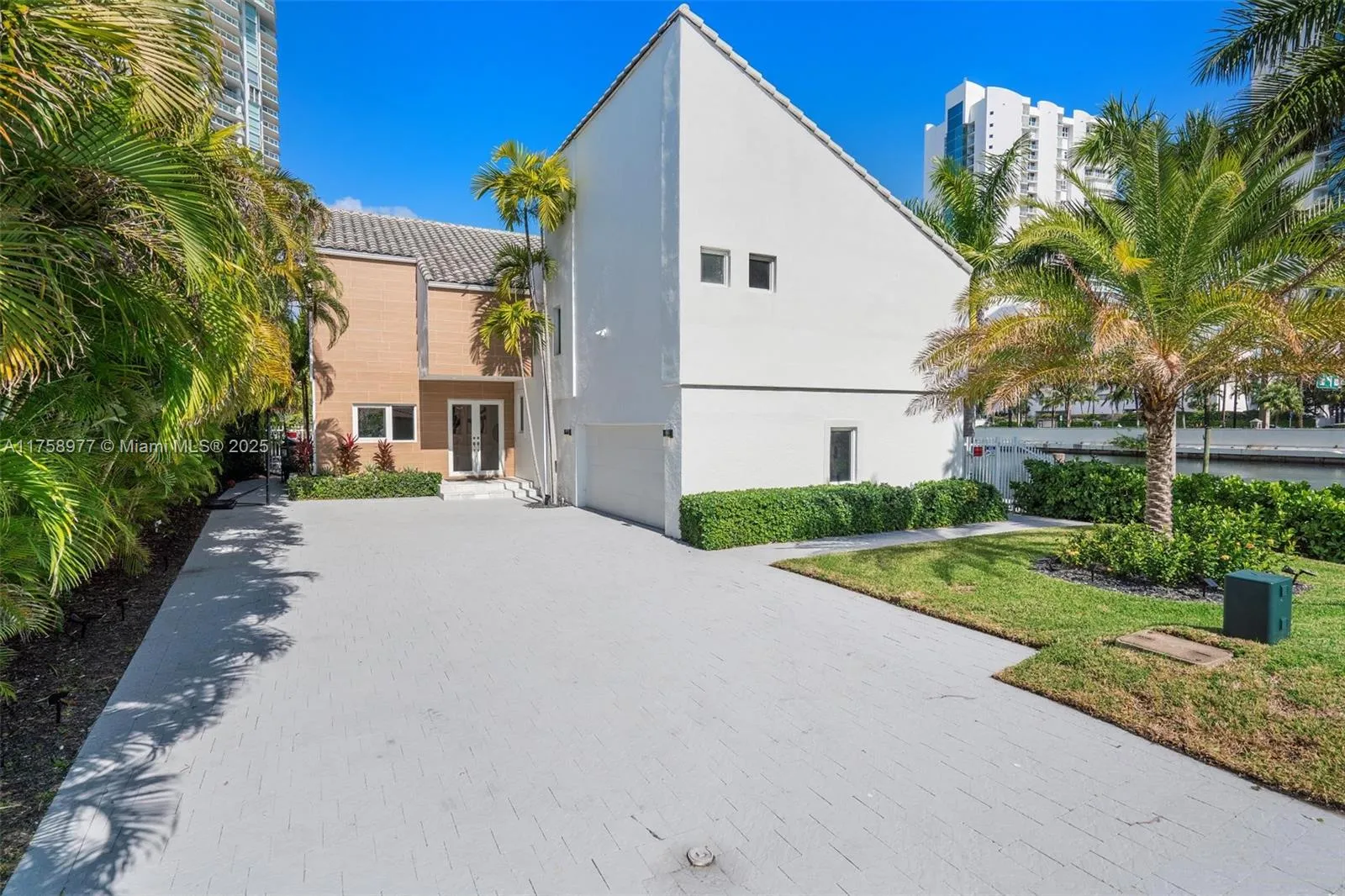 201 Atlantic Ave, Sunny Isles Beach FL 33160