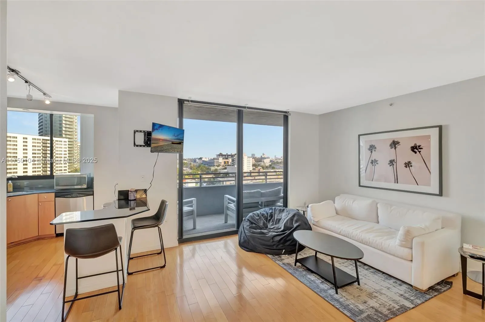 2 bedroom 2 bath for sale at 1330 West Ave # 909, Miami Beach FL 33139