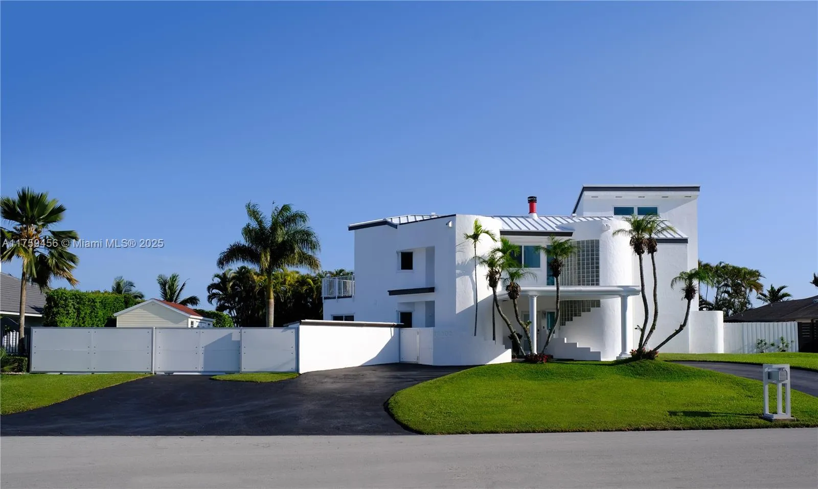 10302 SW 144th St, Miami FL 33176