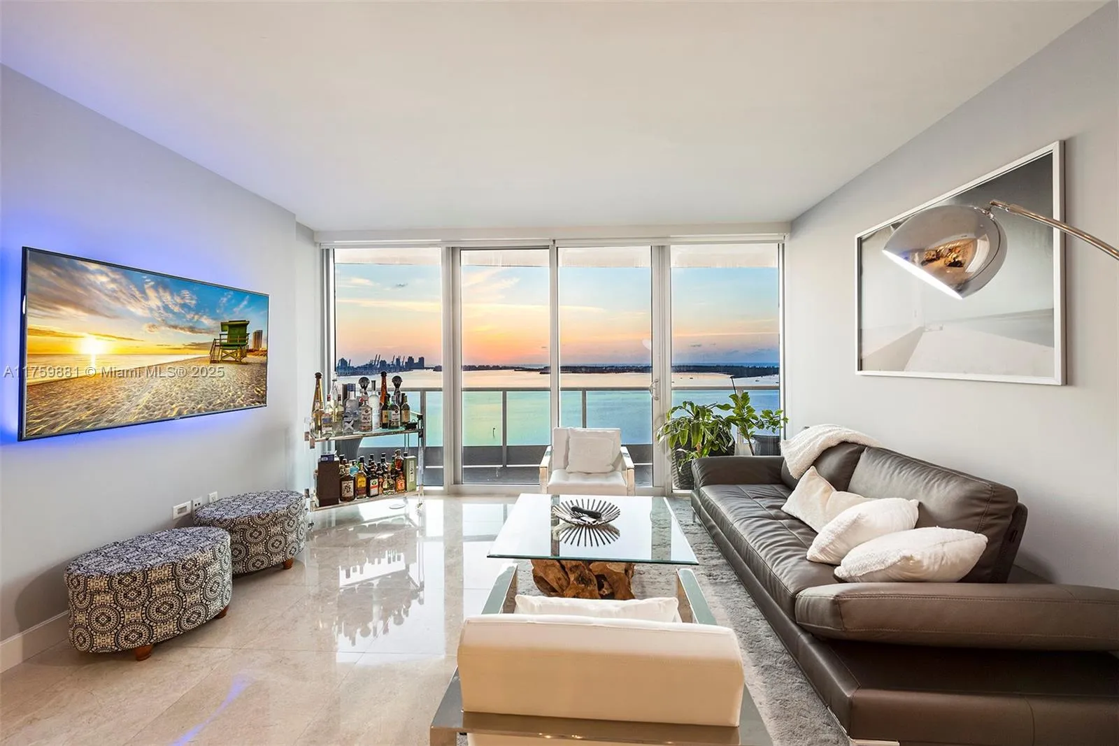 2 bedroom 3 bath for sale at 1331 Brickell Bay Dr # 2203, Miami FL 33131