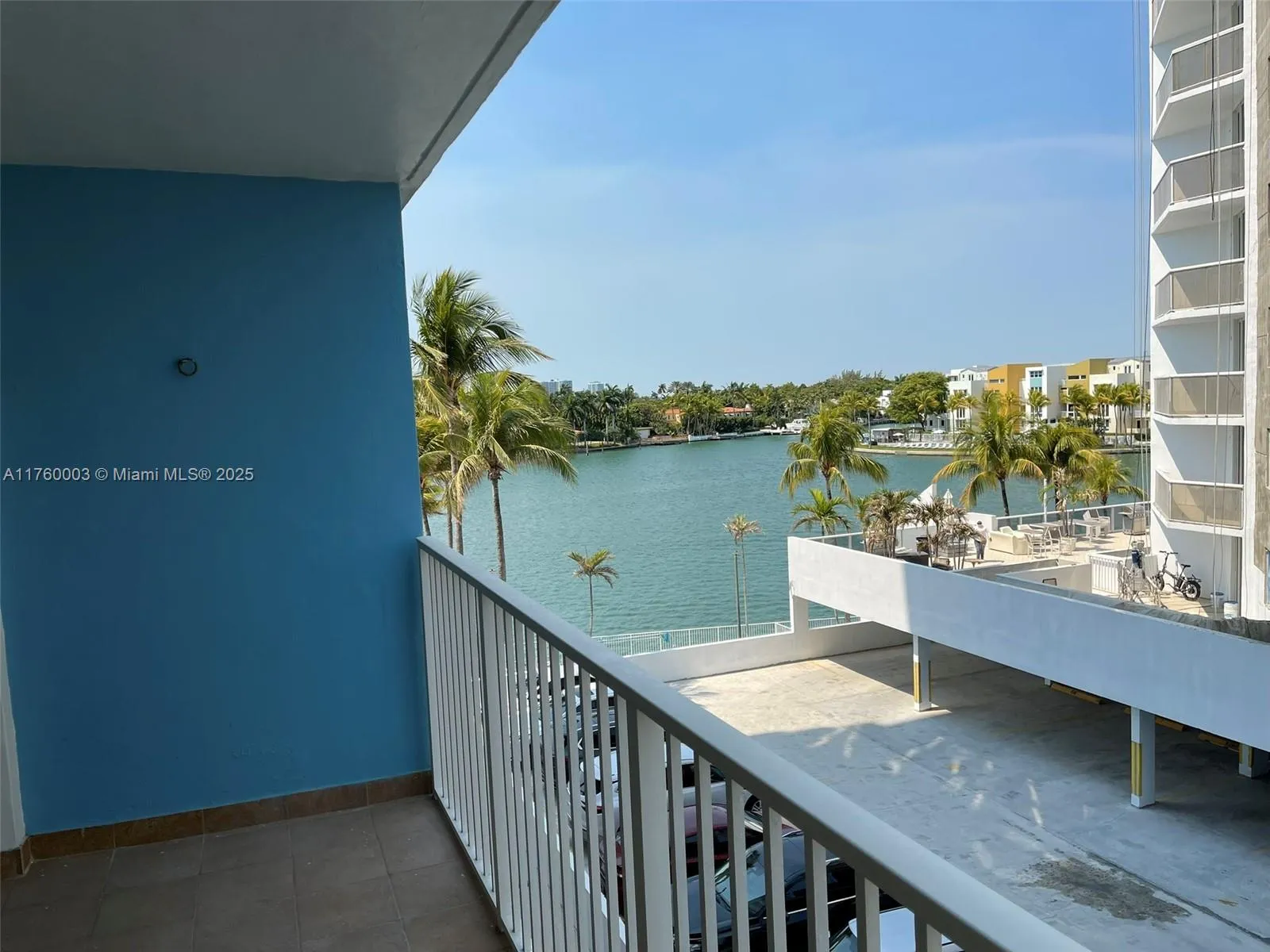 1 bedroom 1 bath for sale at 5838 Collins Ave # 3D, Miami Beach FL 33140