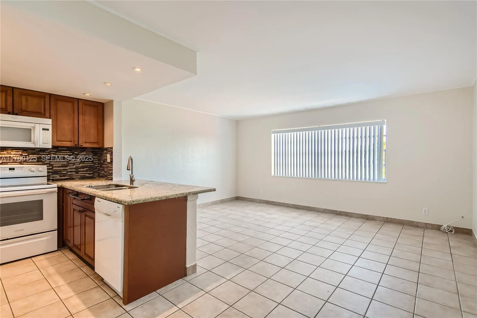1855 Plunkett St # 406, Hollywood FL 33020