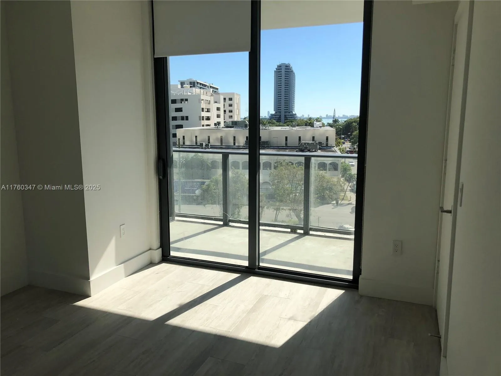 121 NE 34th St # L406, Miami FL 33137