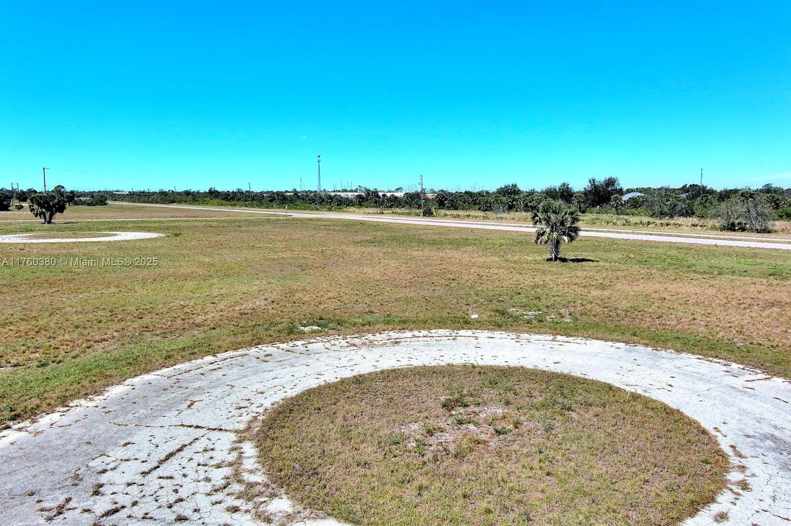 for sale at 15 cottonwood CT, Other City - In The State Of Florida FL 33946