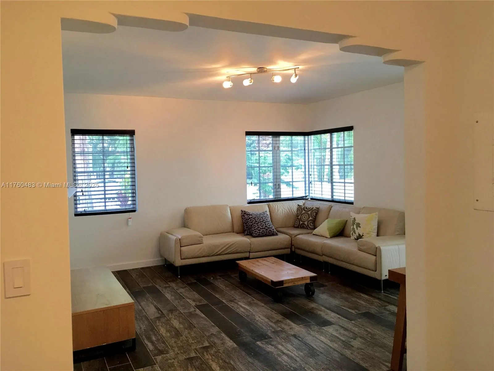 645 Michigan Ave # C, Miami Beach FL 33139