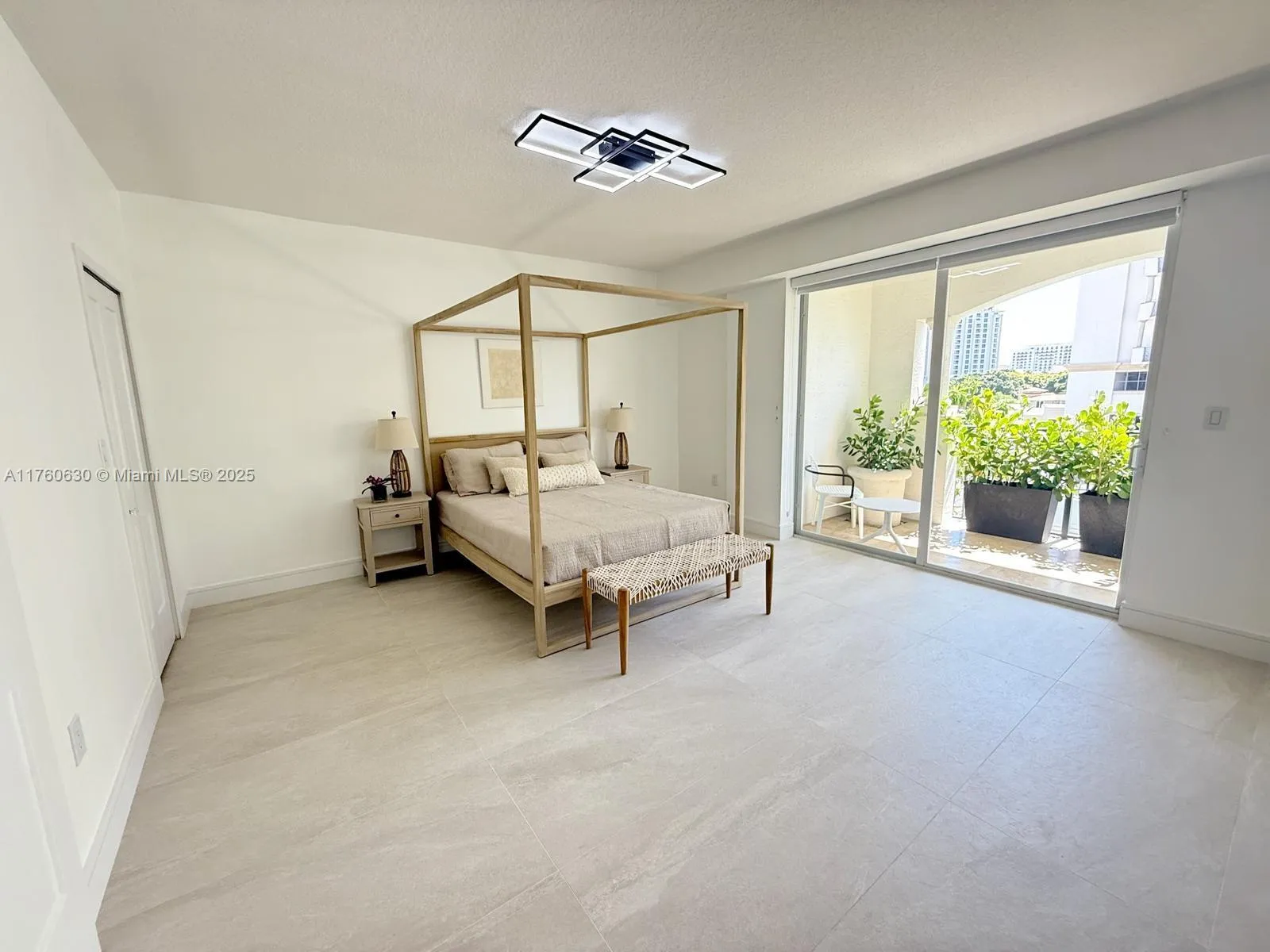 118 Zamora Ave # 506, Coral Gables FL 33134
