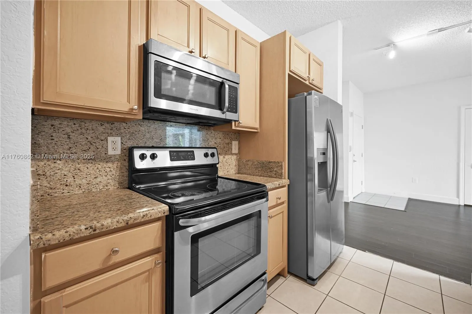 6001 SW 70th St # 514, South Miami FL 33143