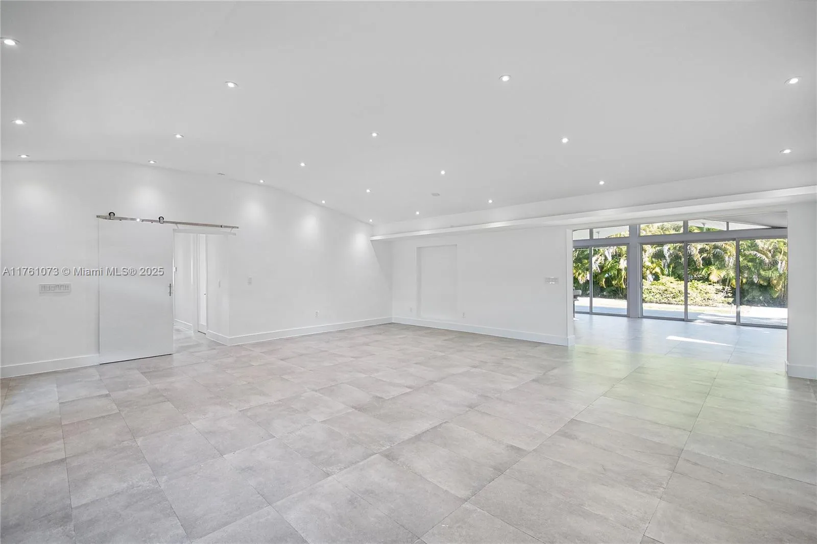 5801 SW 44th Ter, Miami FL 33155