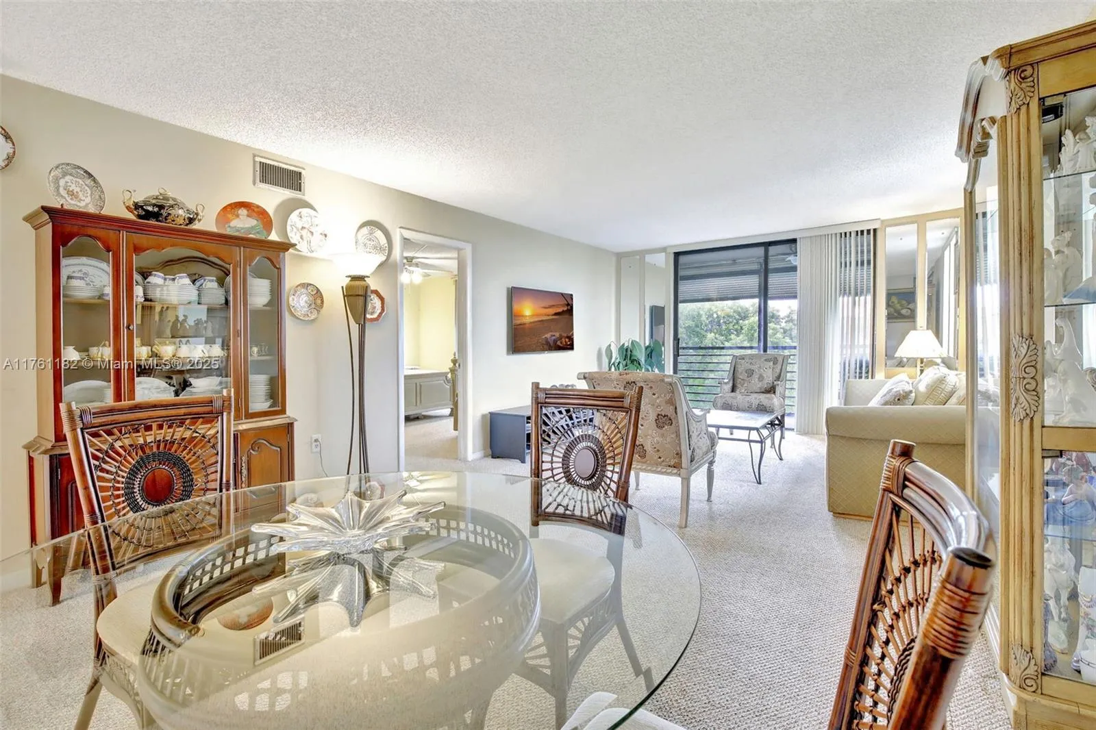 1001 Colony Point Cir # 514, Pembroke Pines FL 33026